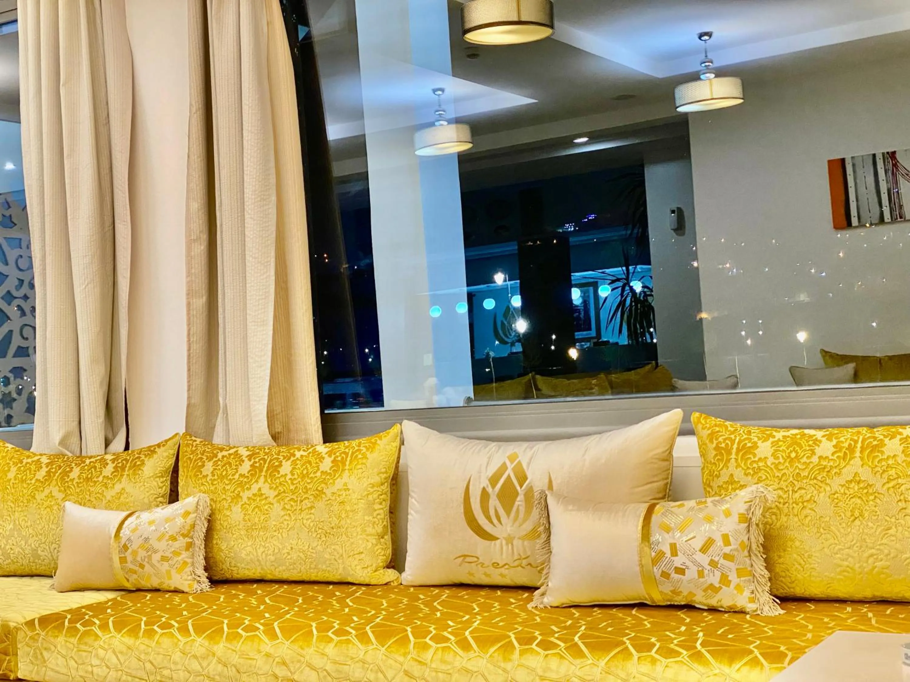 Living room in Prestige Hotel & Spa