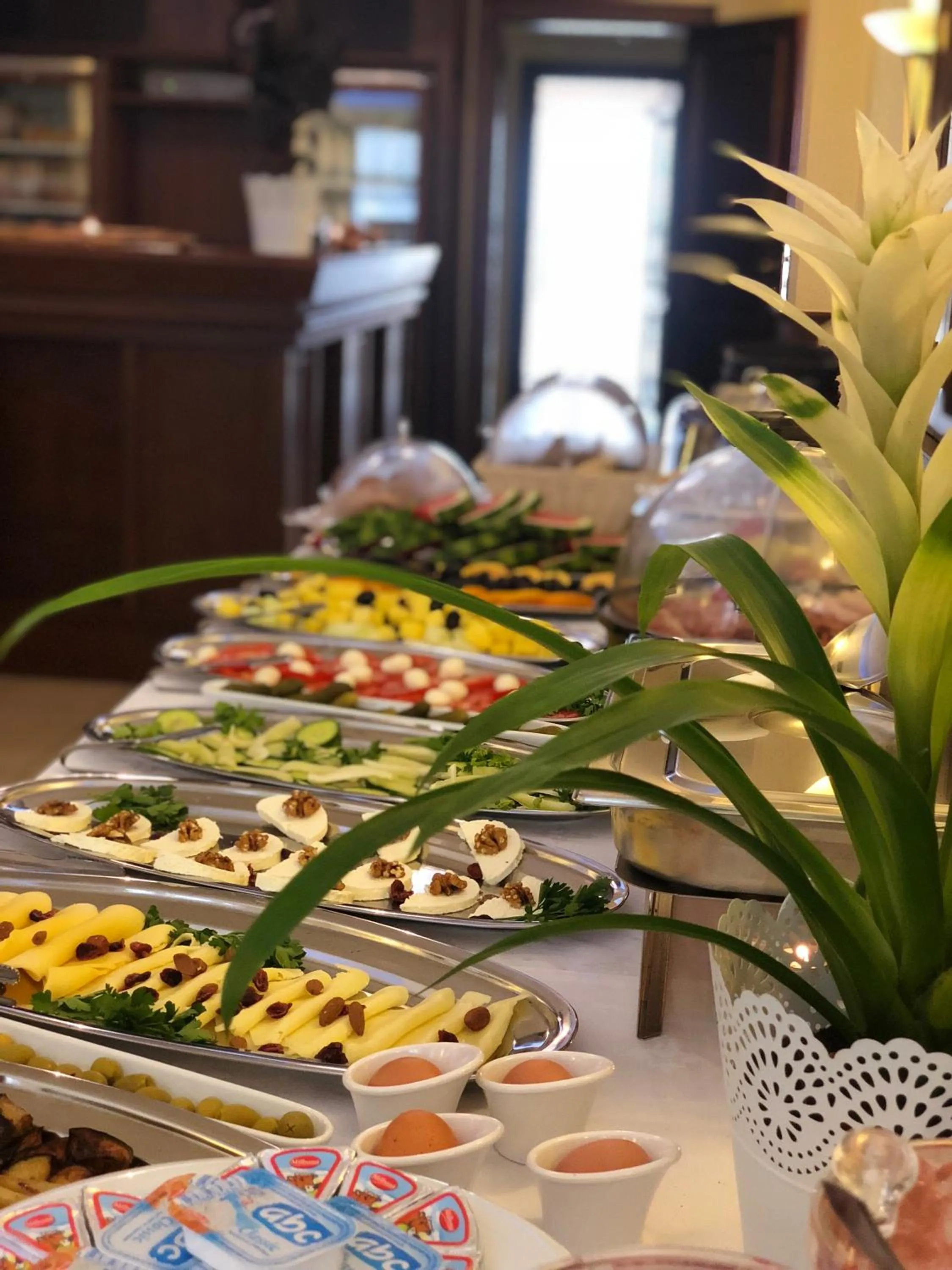 Food and drinks in Guest House Neho