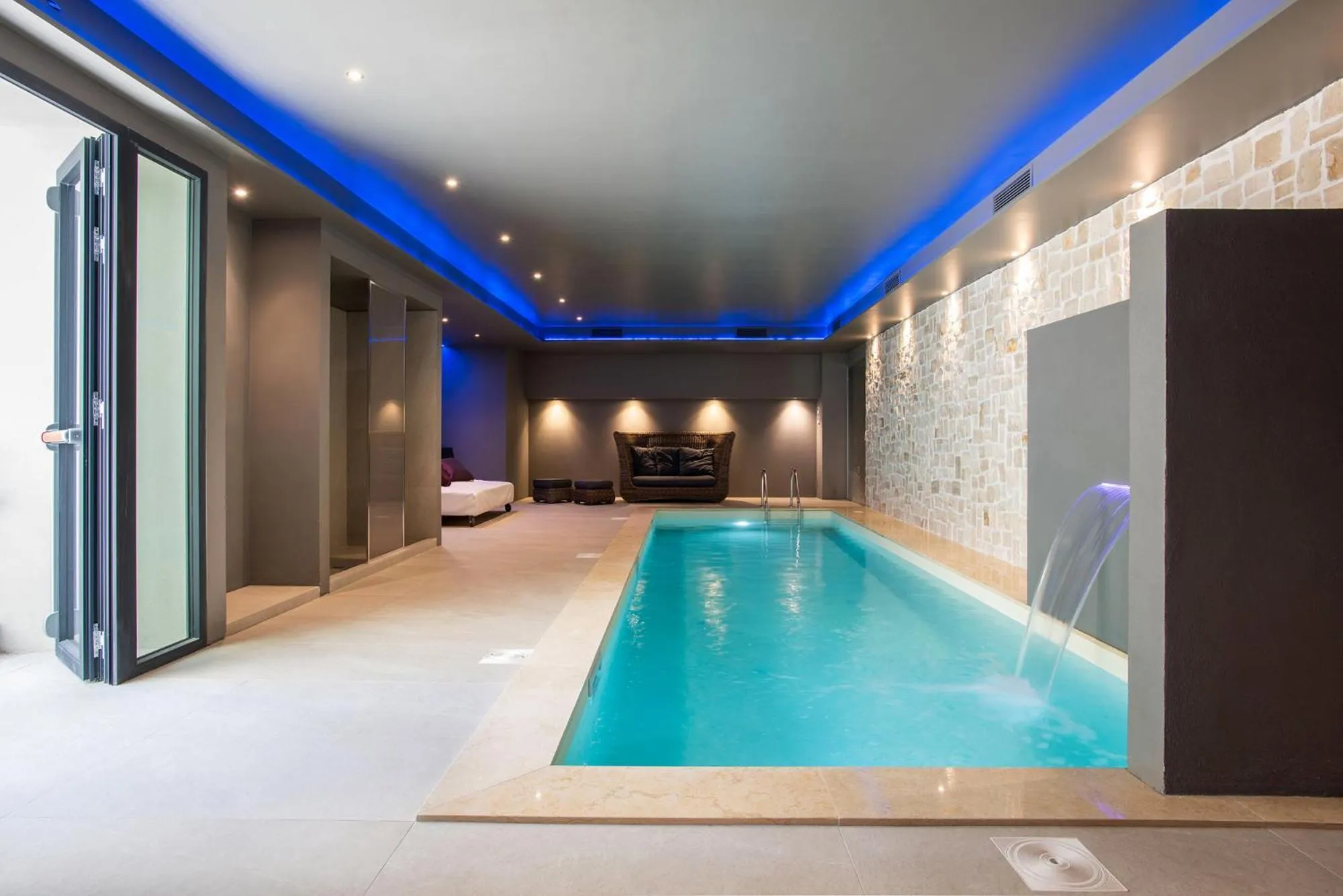 Swimming pool in Fortyfive Squared Hotel