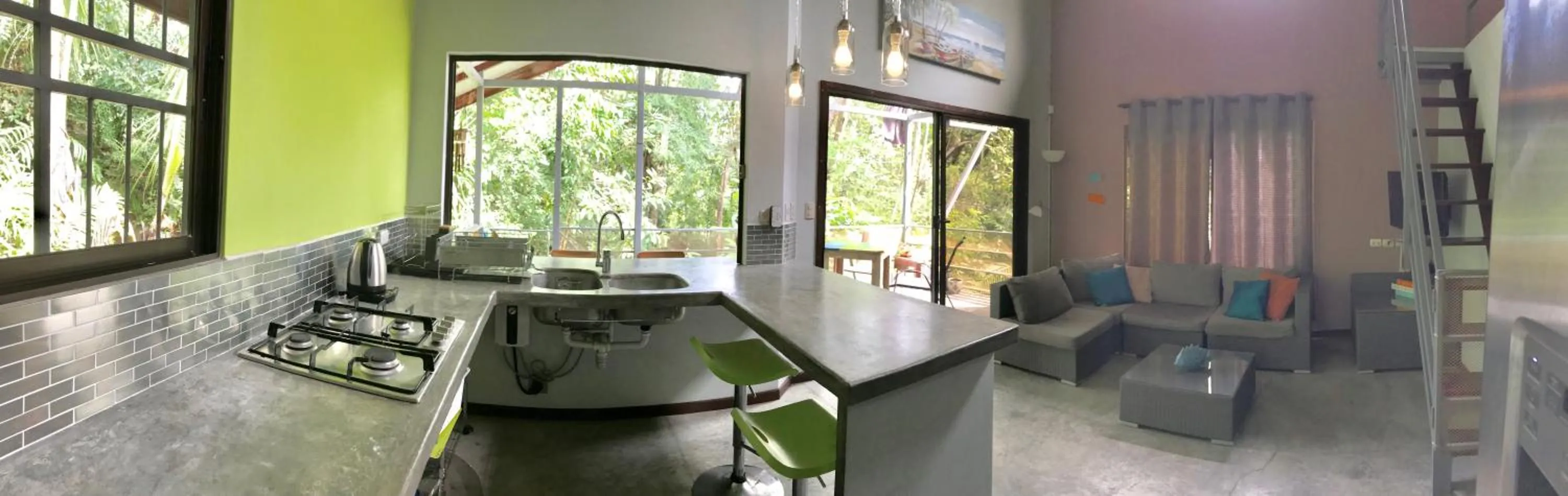 Kitchen or kitchenette in Luz En El Cielo Eco-B&B/Hostel