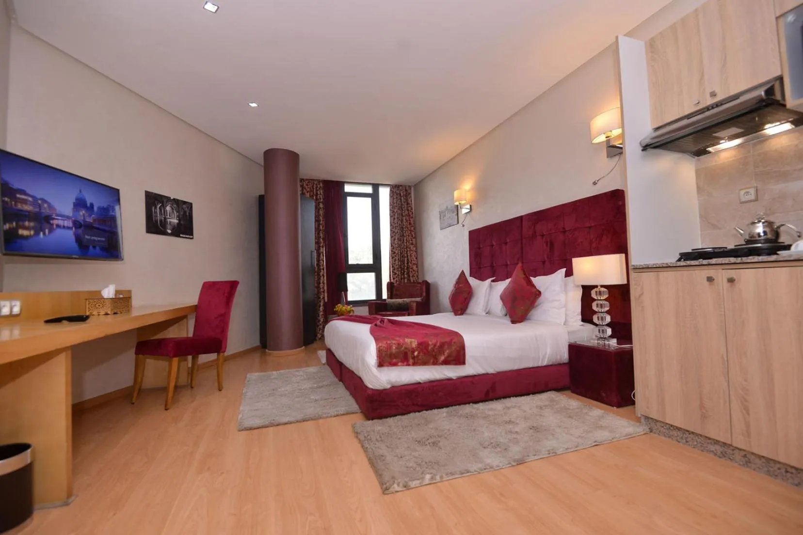 TV and multimedia in Le 135 appart hotel