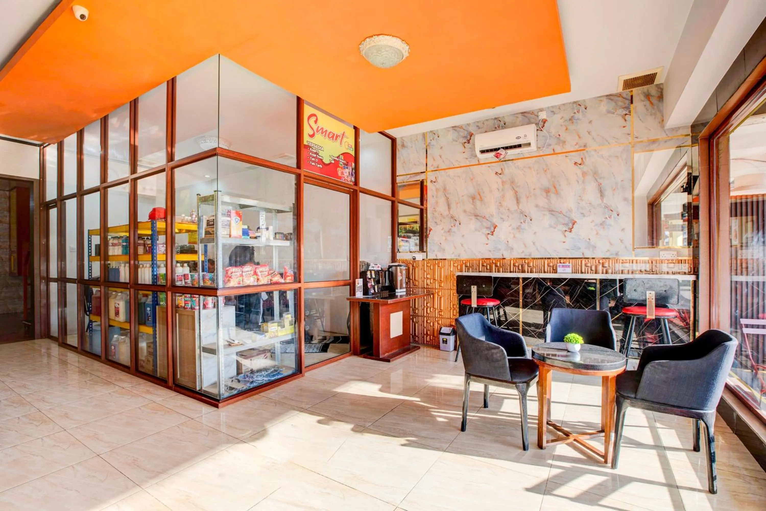 Lobby or reception in Dancenter S Hotel