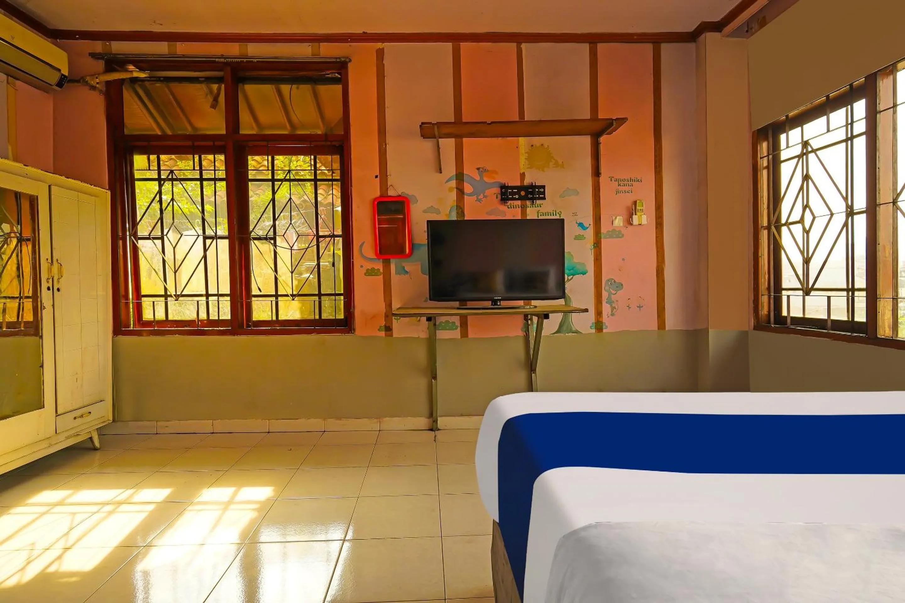 Bedroom, Bed in Hotel O 139 Guest House