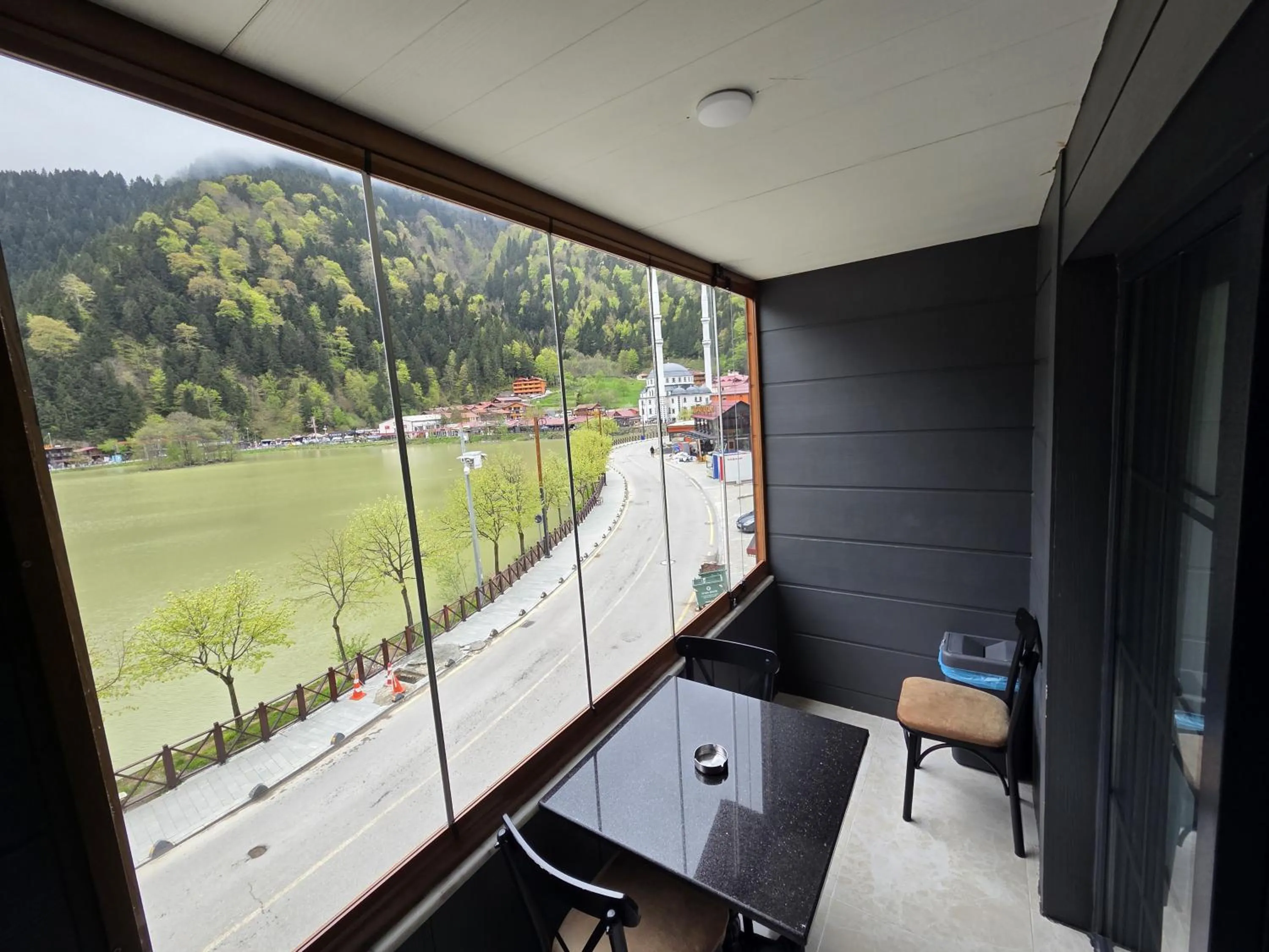 Balcony/Terrace in Poyraz Hotel Uzungöl