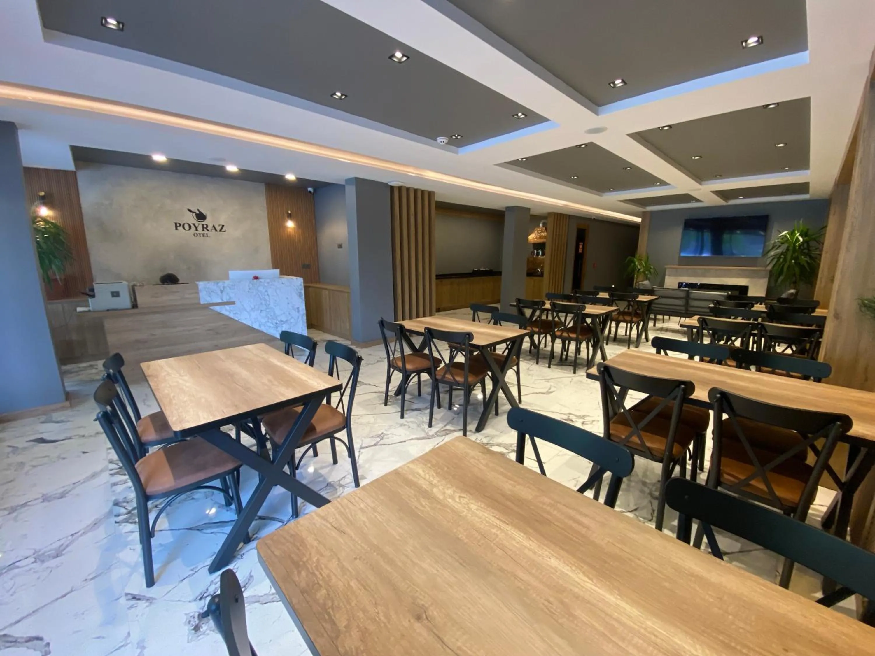 Restaurant/places to eat in Poyraz Hotel Uzungöl