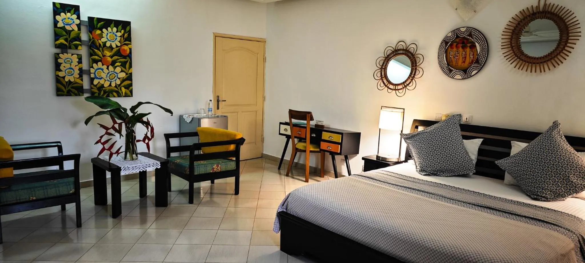 Bed in Villa Oasis Abidjan