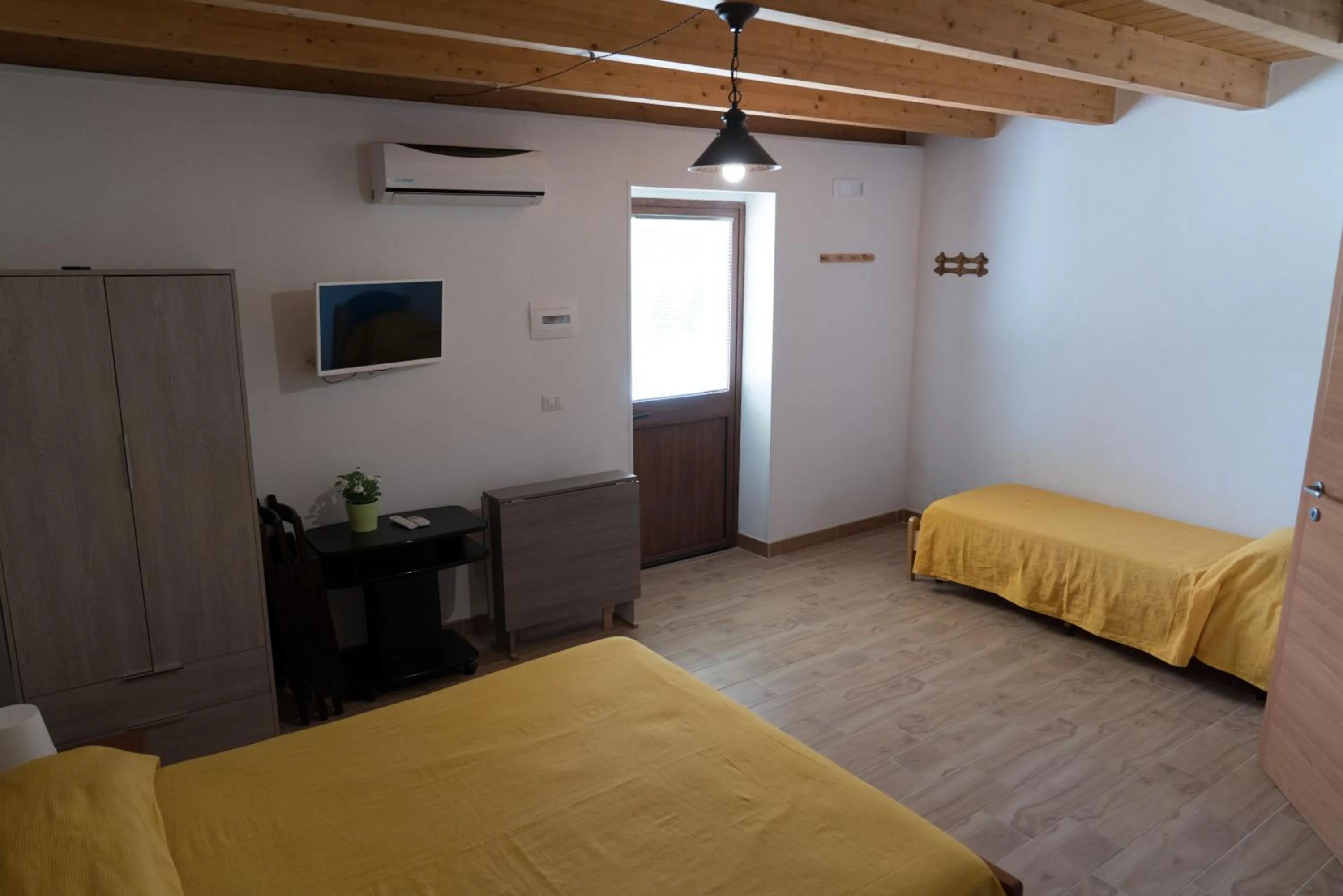 Bed in Fontana La Pietra