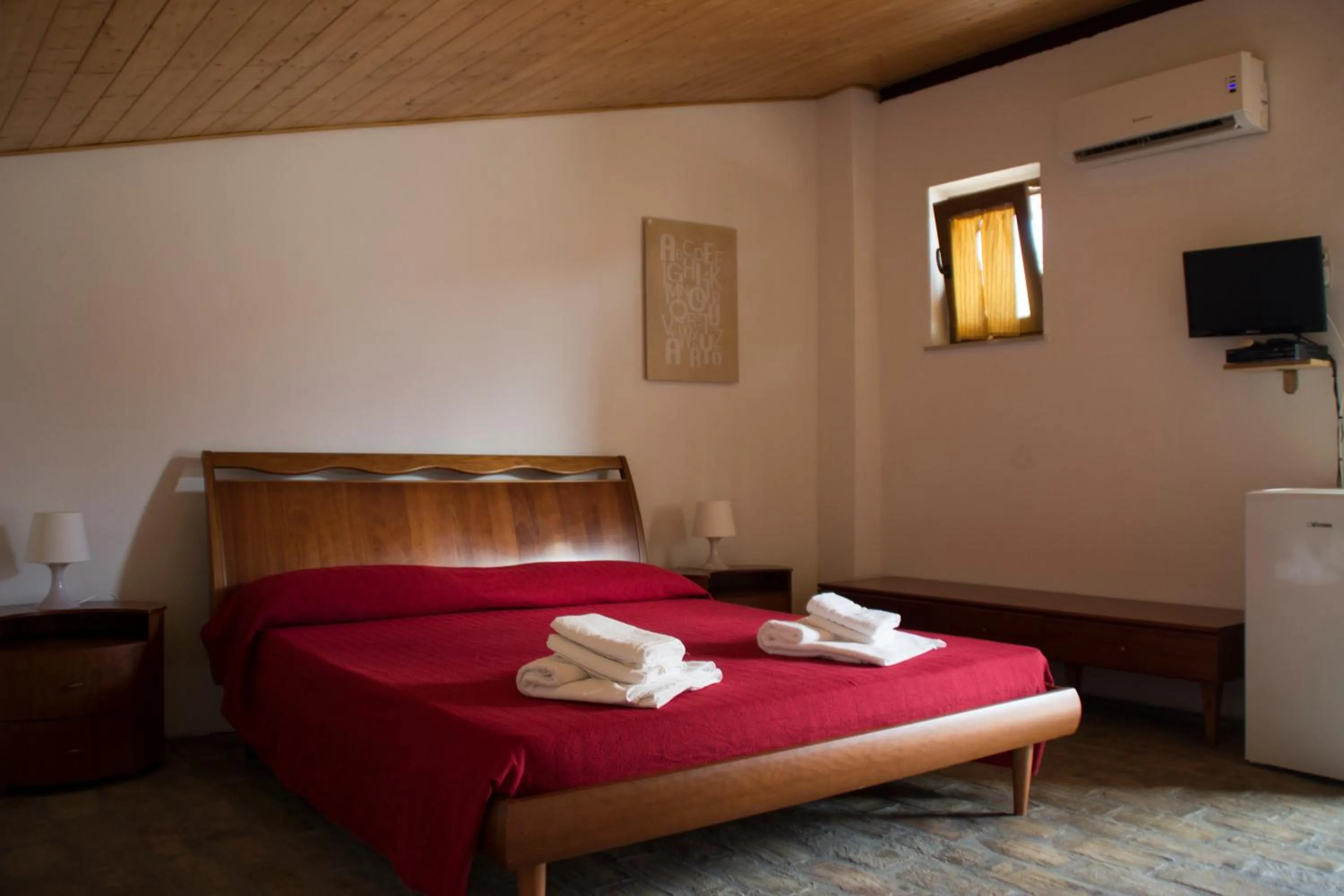 Bed in Fontana La Pietra