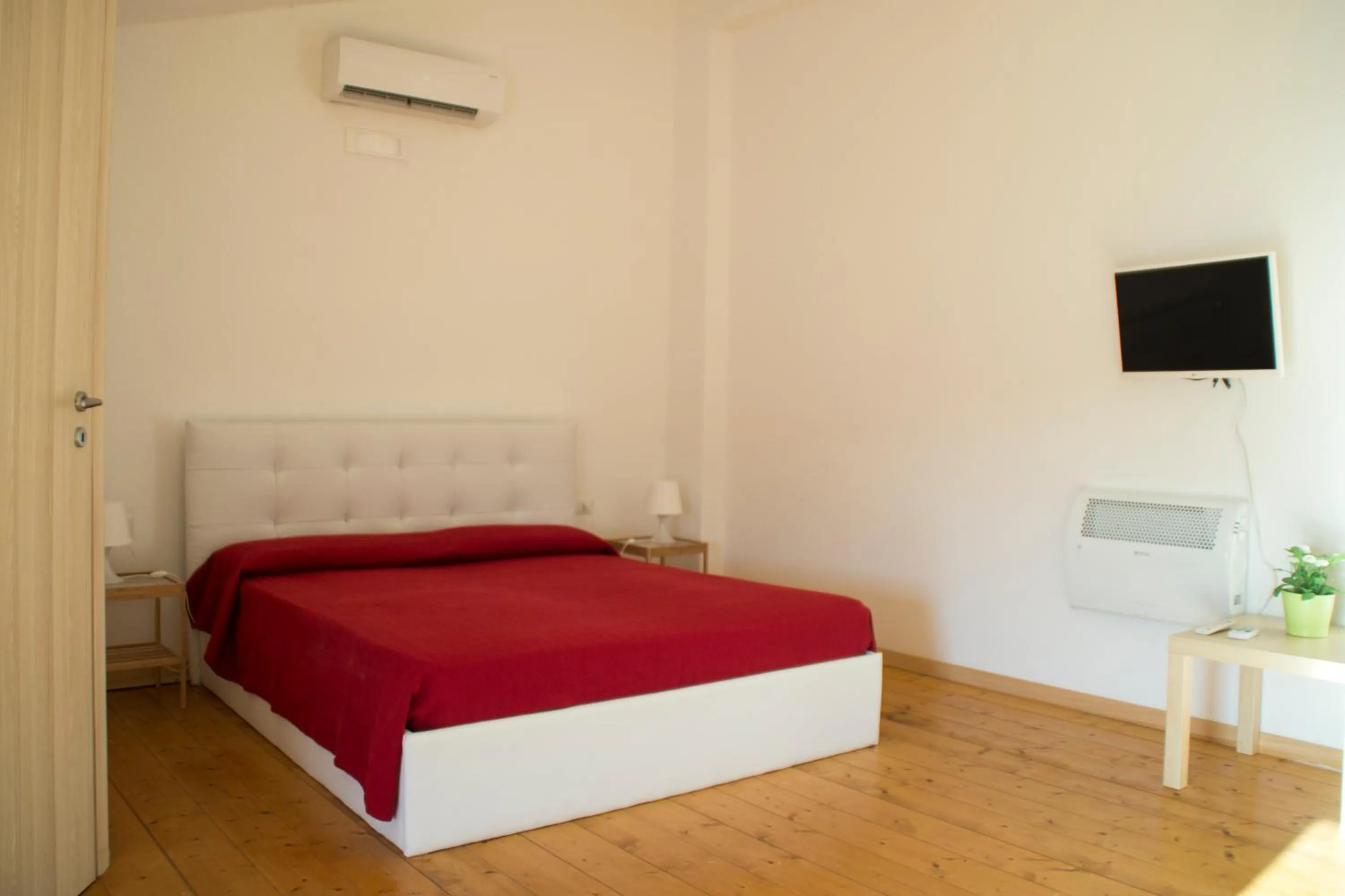 Bed in Fontana La Pietra