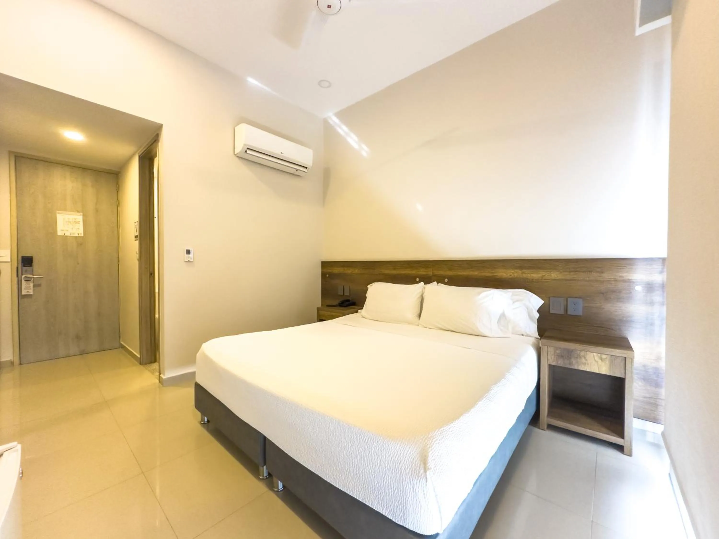 Bed in Hotel Summer Frente Al Mar