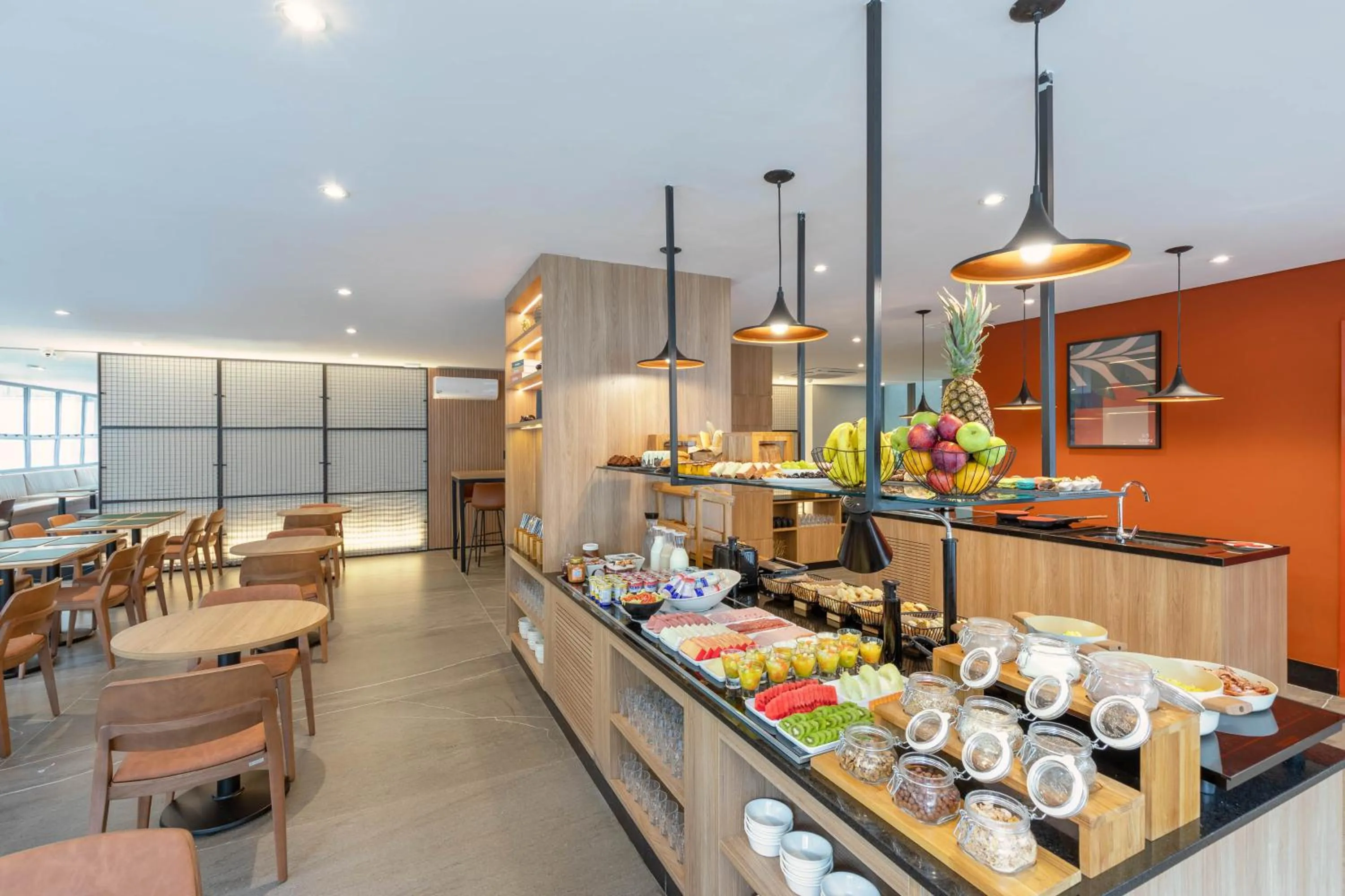 Breakfast in Cozzy Premium Paulista Hotel