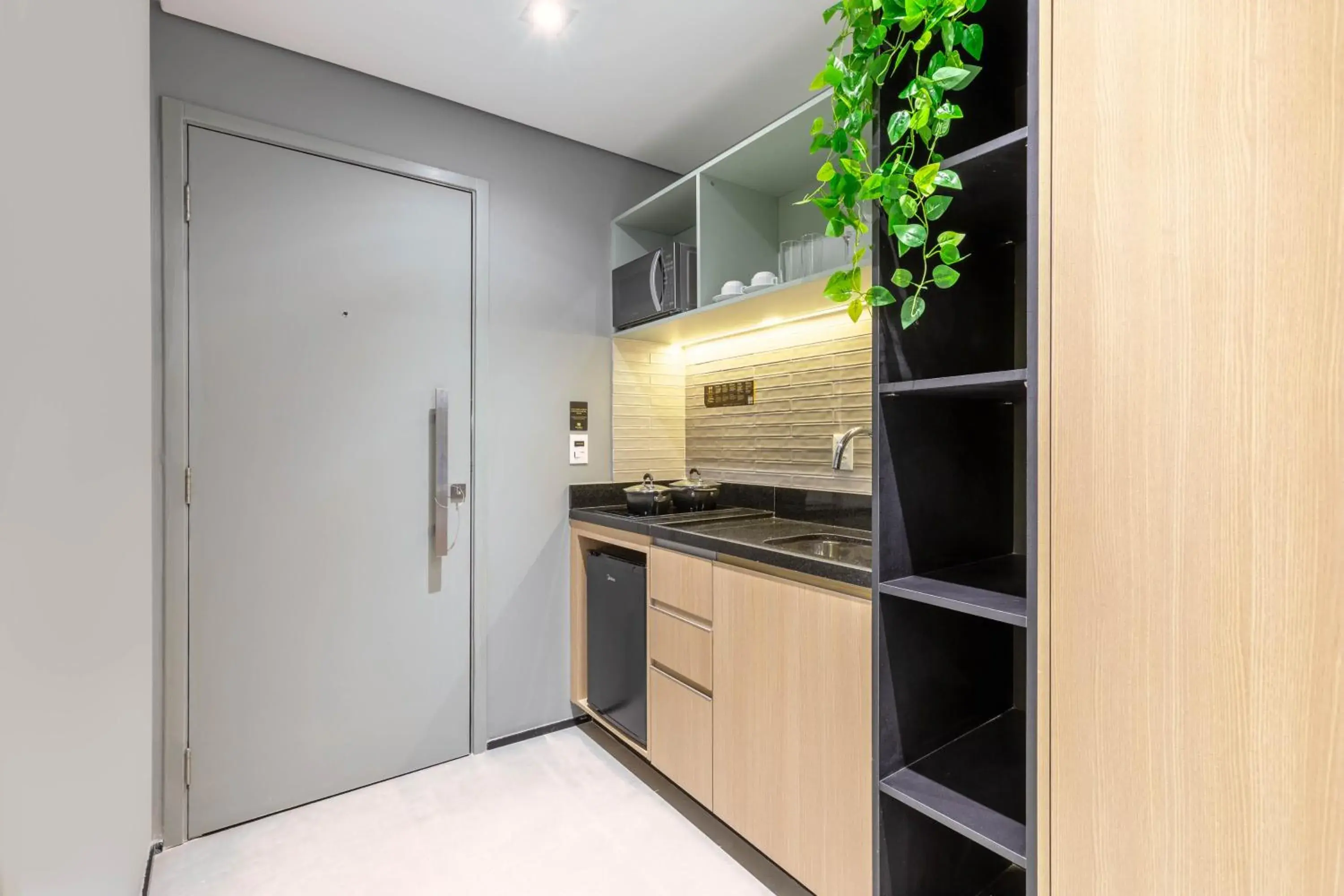 King Room with Balcony in Cozzy Premium Paulista Hotel King Room with Balcony in Cozzy Premium Paulista Hotel