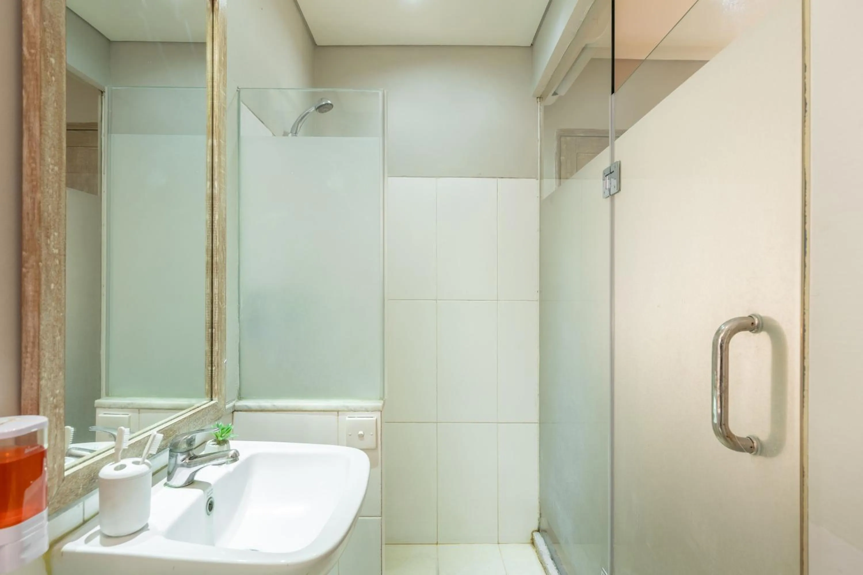 Bathroom in Cove Renata