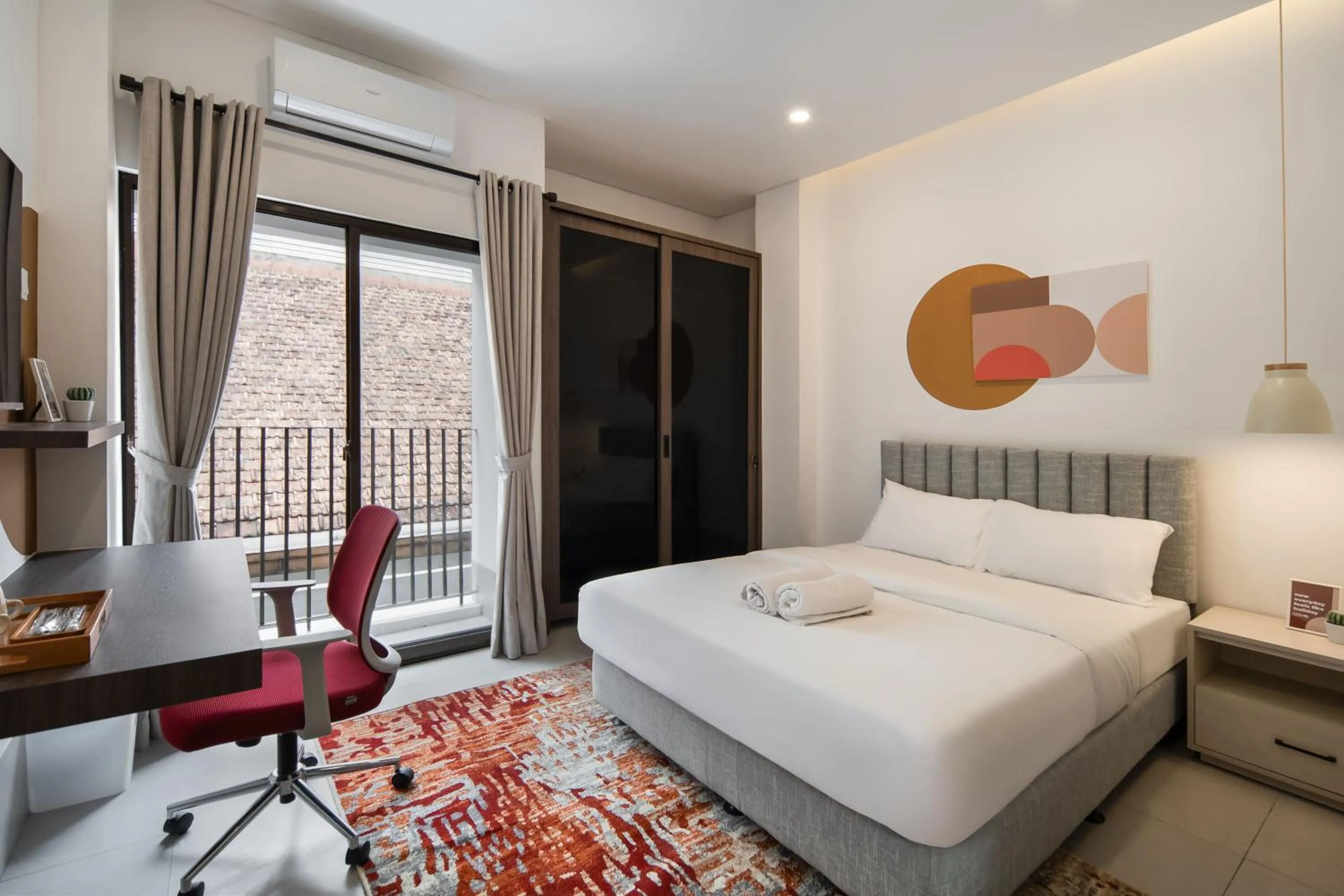 Bedroom, Bed in Cove Dra House