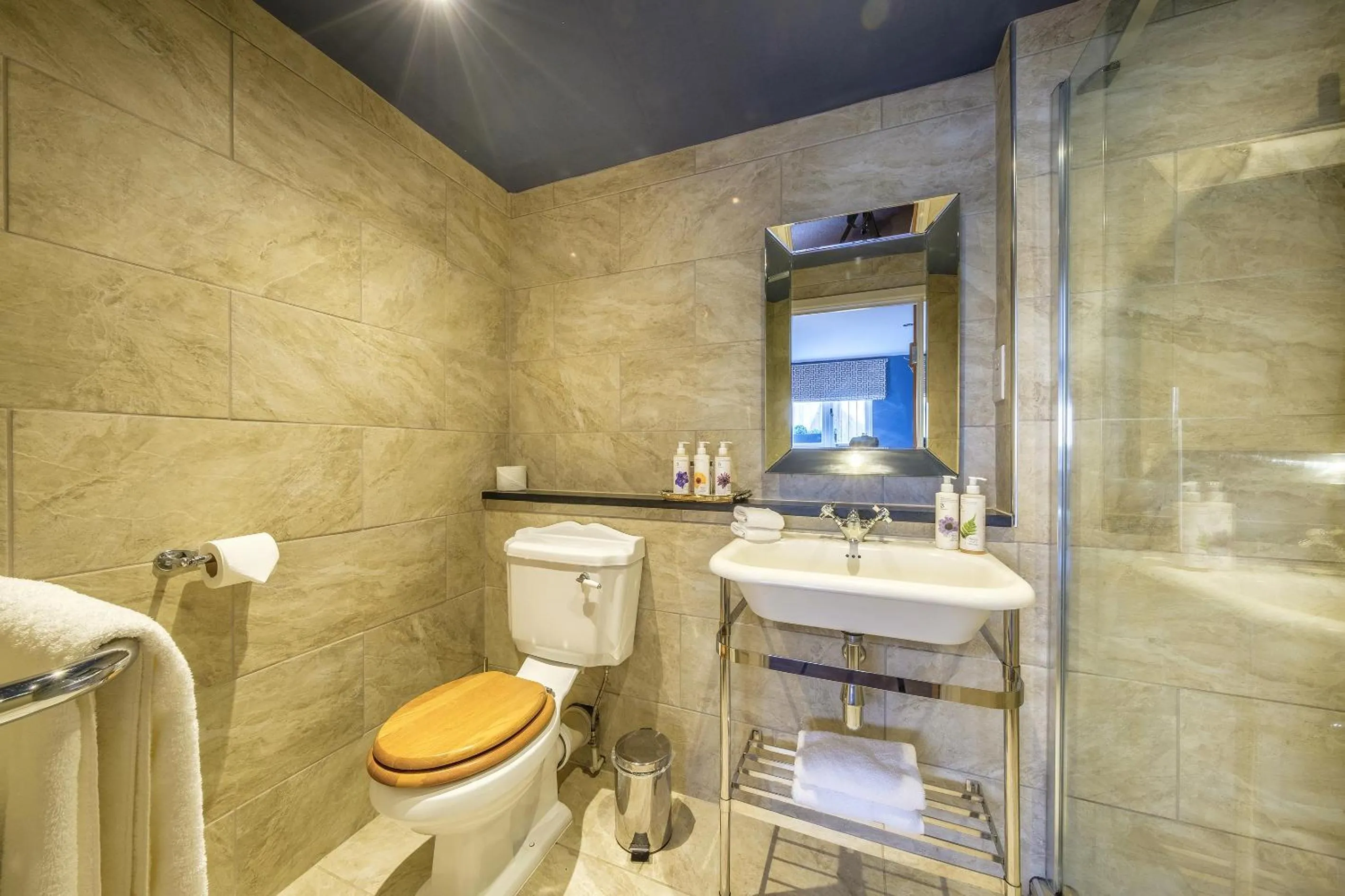 Bathroom in The Packhorse Inn