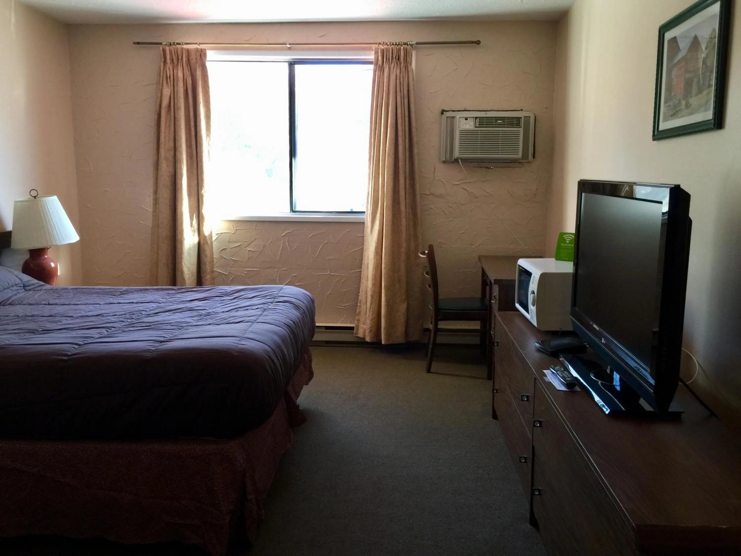 TV and multimedia, Bed in Villagers Inn