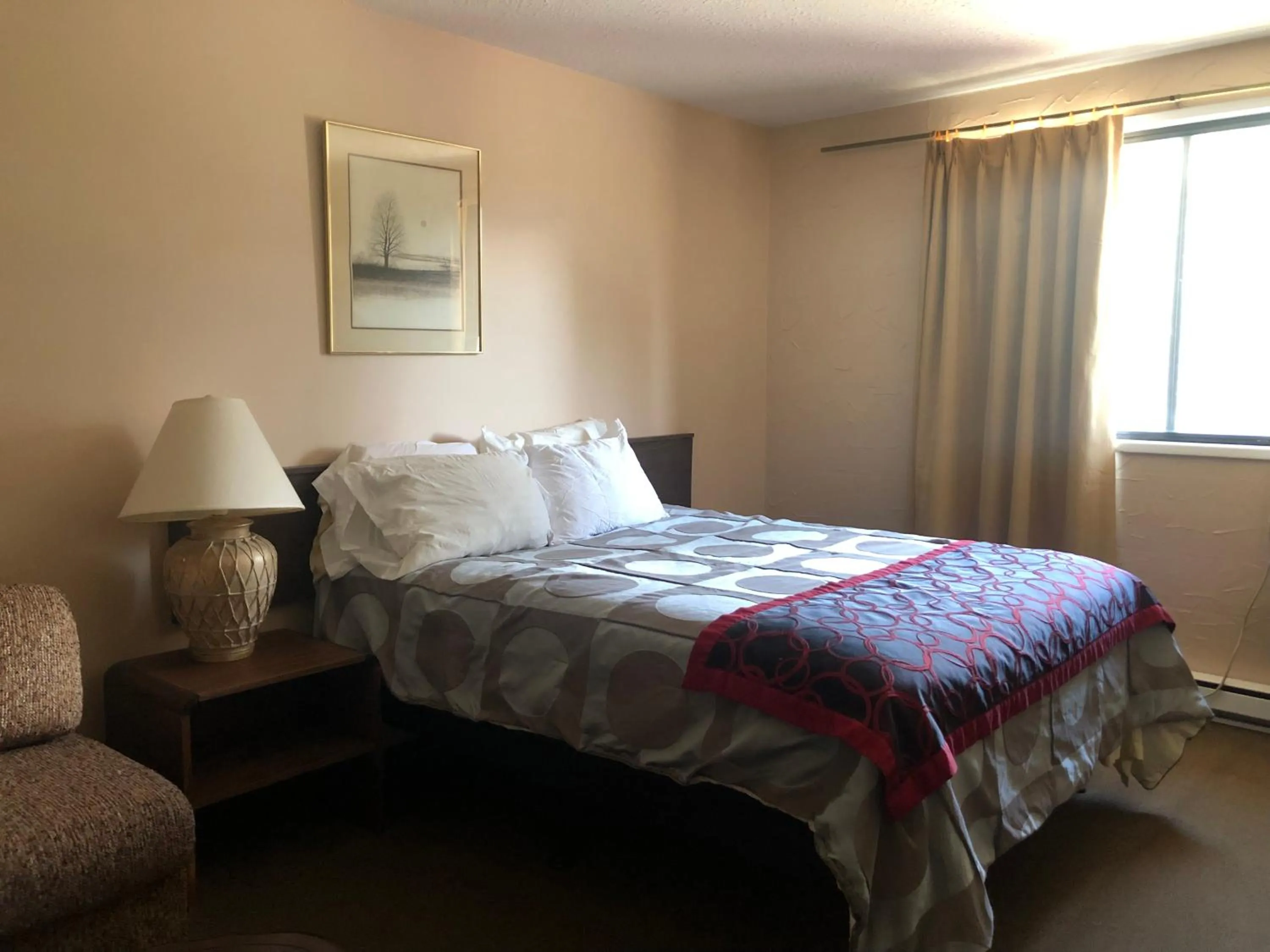 Bed in Villagers Inn