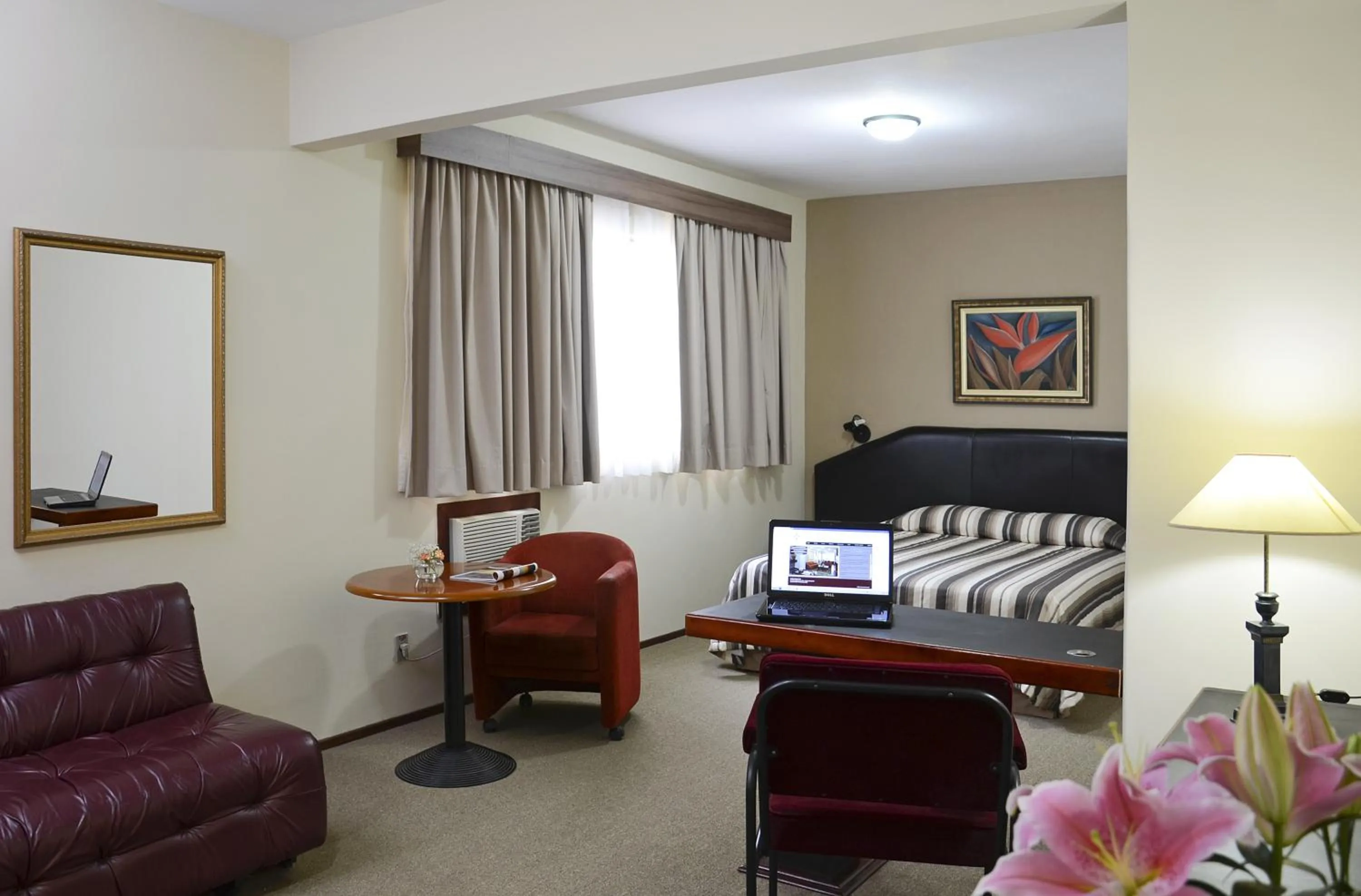 Photo of the whole room, Bed in Castel Plaza Hotel