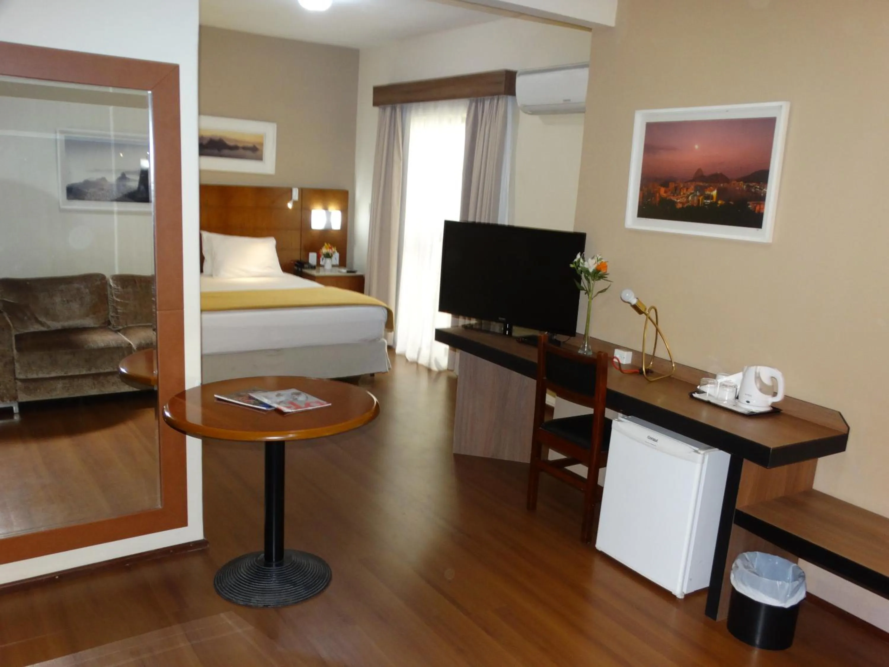 Bed in Castel Plaza Hotel