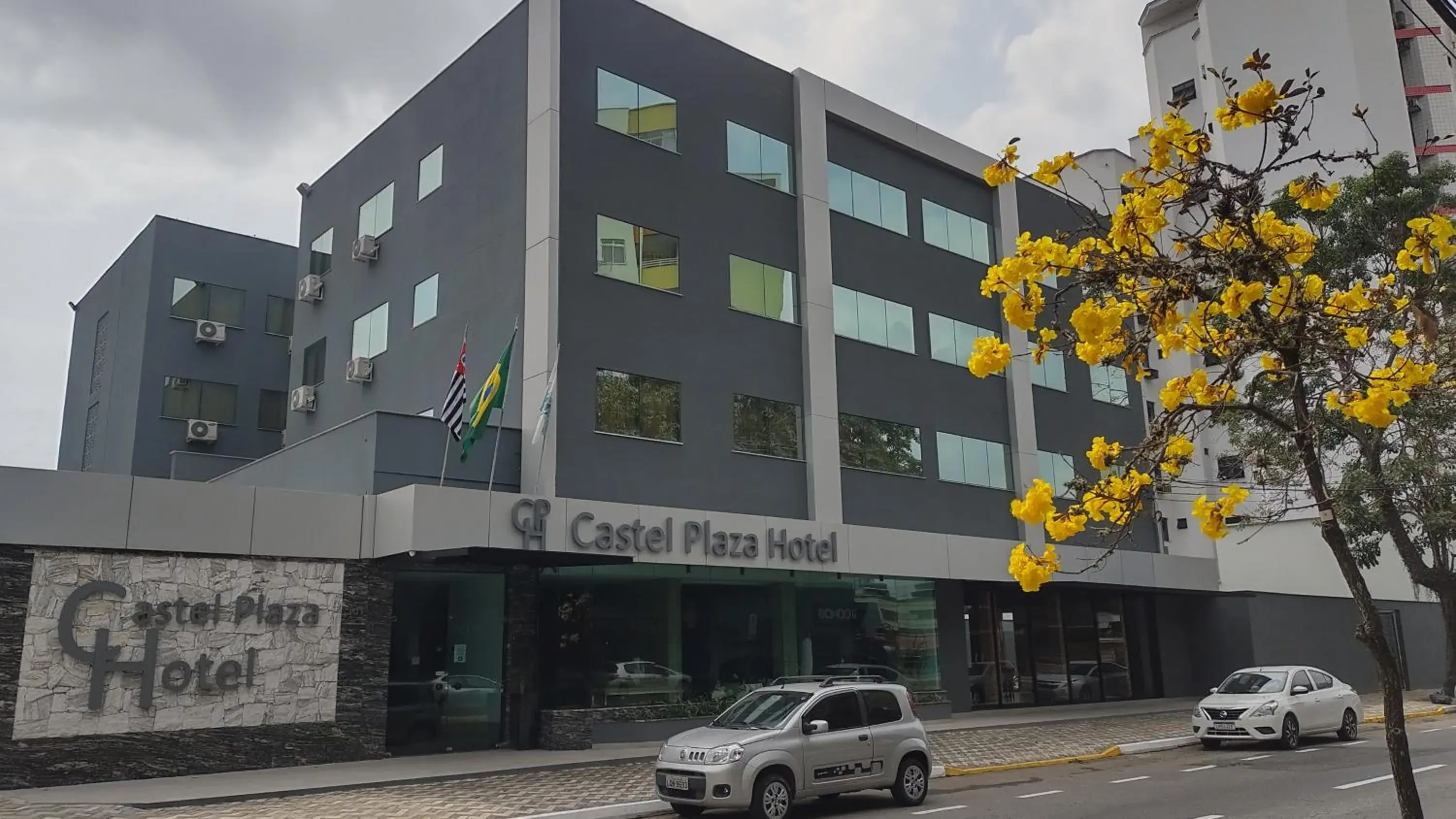 Castel Plaza Hotel Castel Plaza Hotel