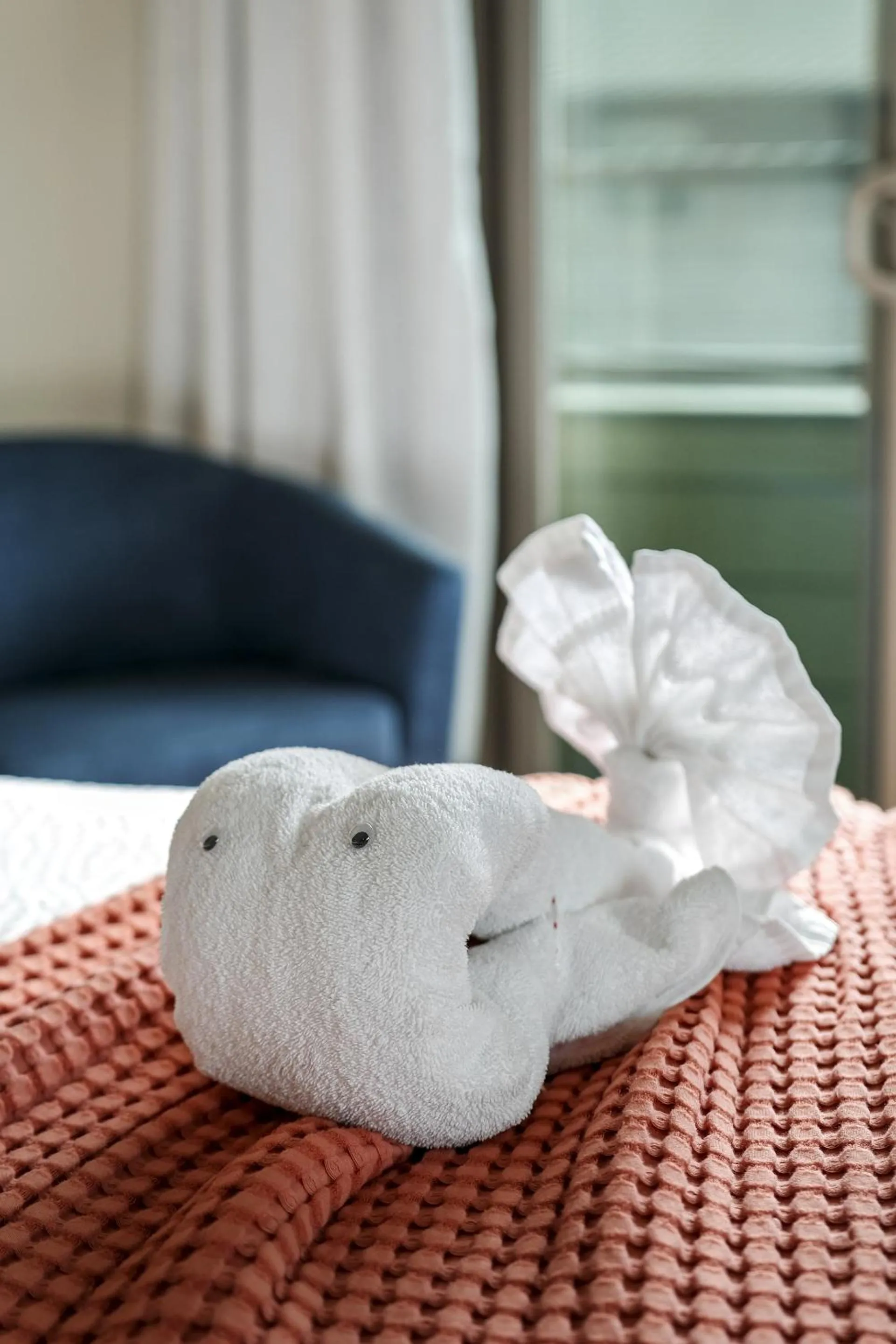 Bedroom, Bed in Estero Inn