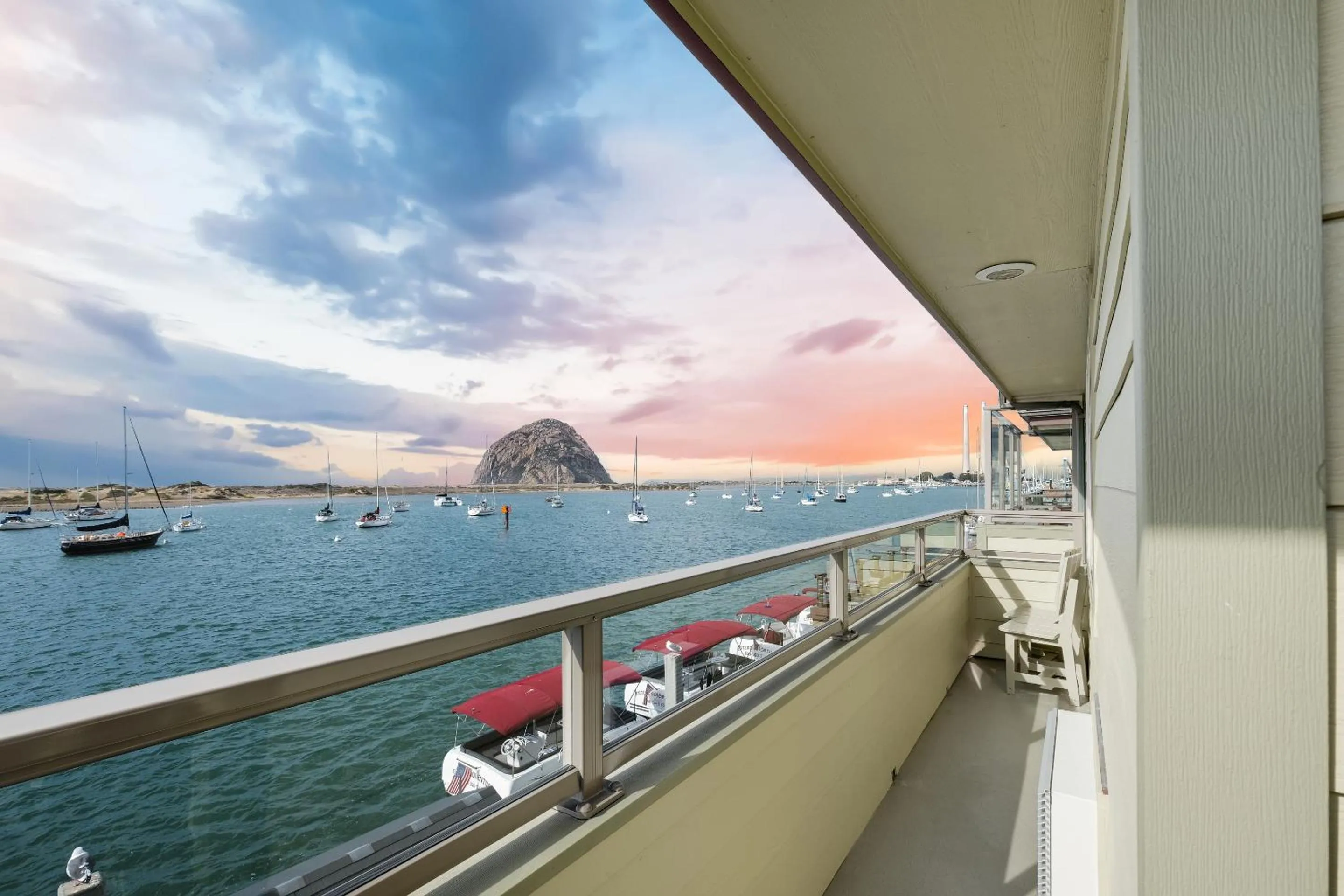 Bedroom in Estero Inn