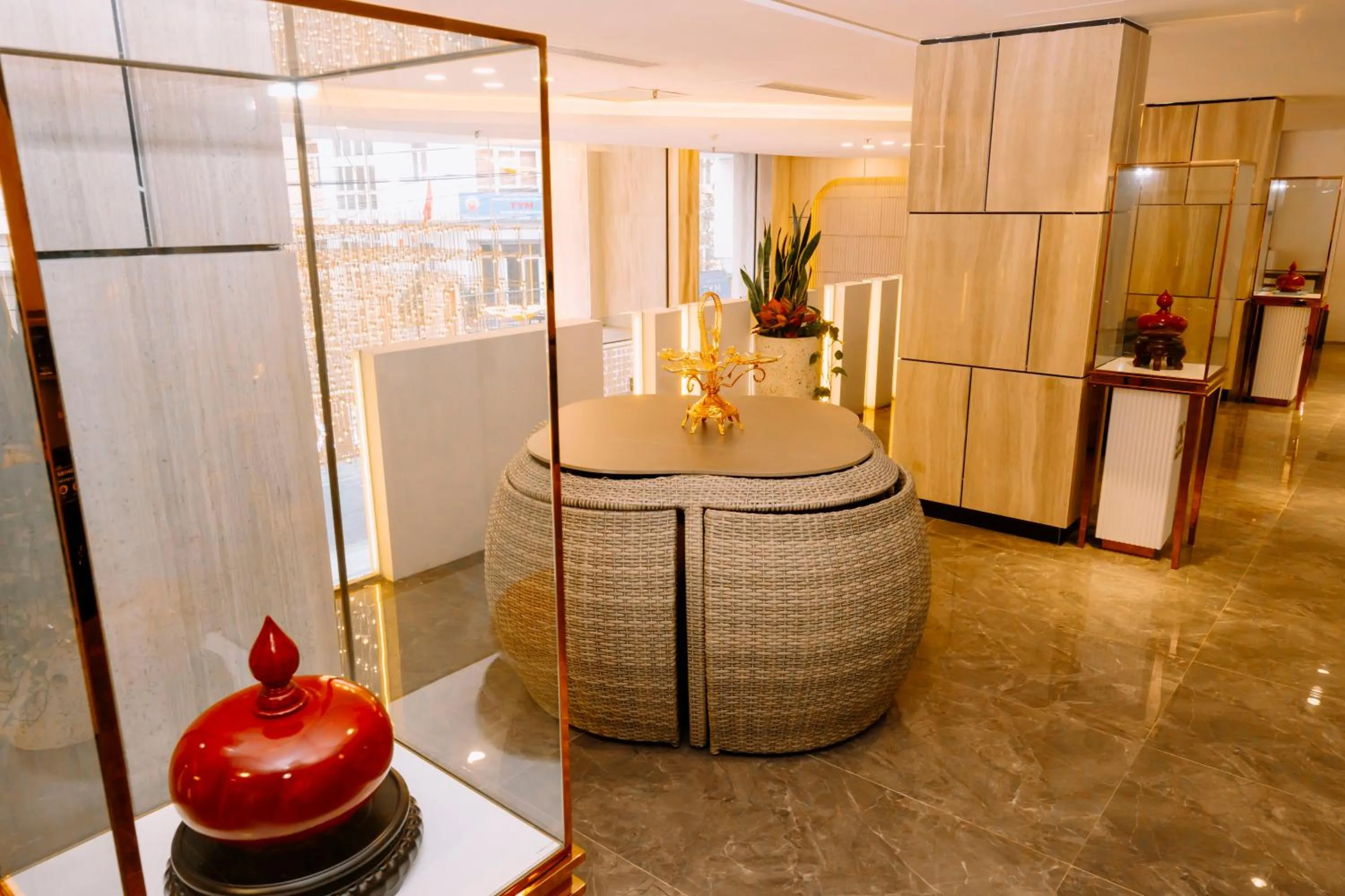 Communal lounge/ TV room in X-Digital HOTEL