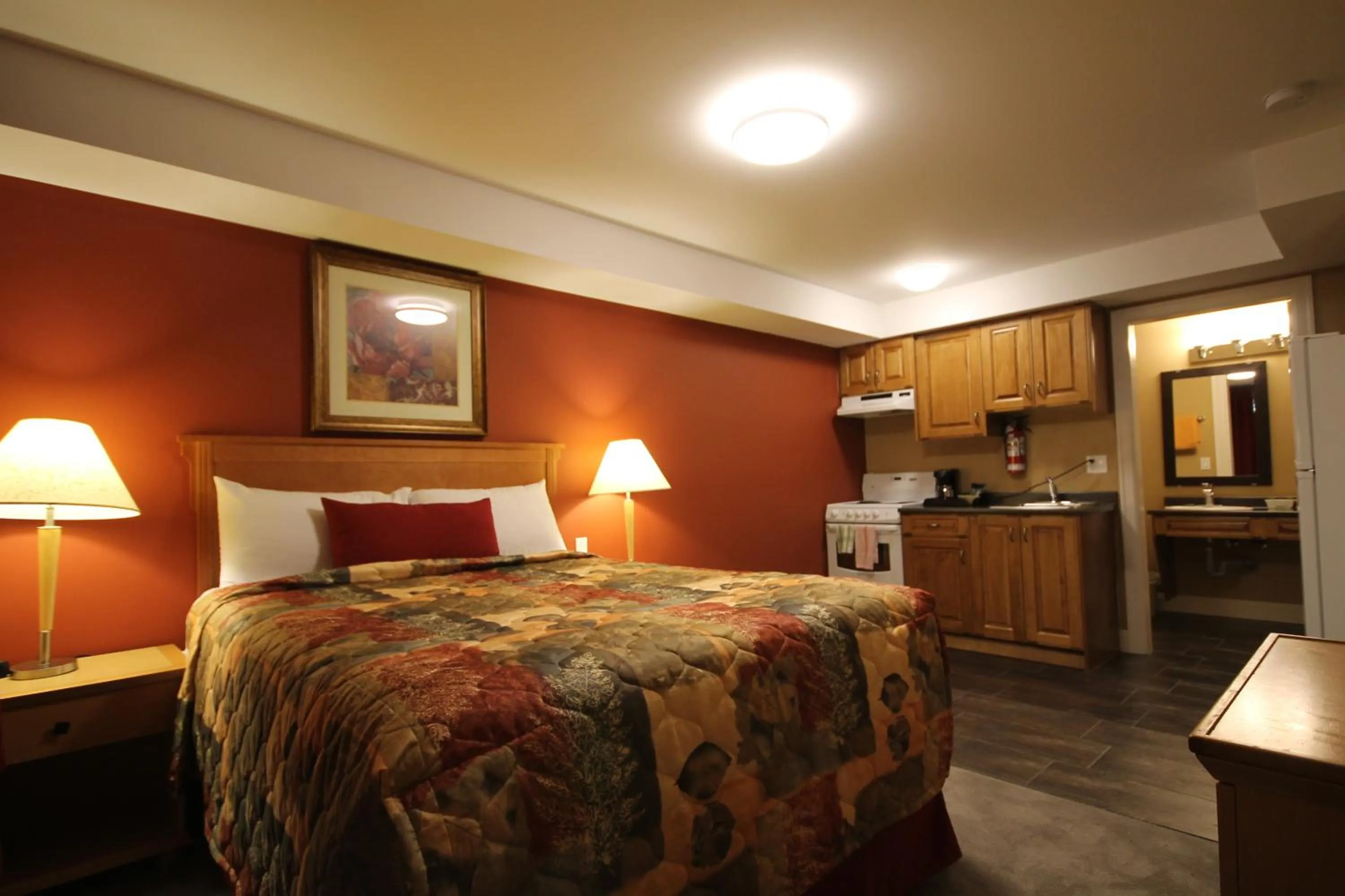 Photo of the whole room in Sahara Suites