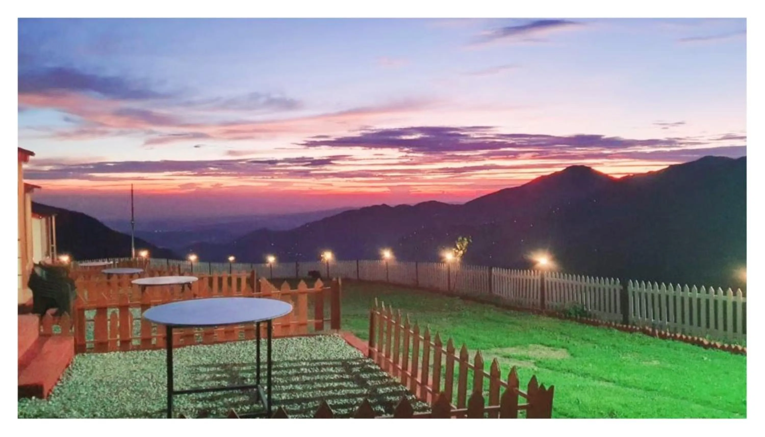 Mountain view in Hotel Hima-Aksh cottages In Sigri