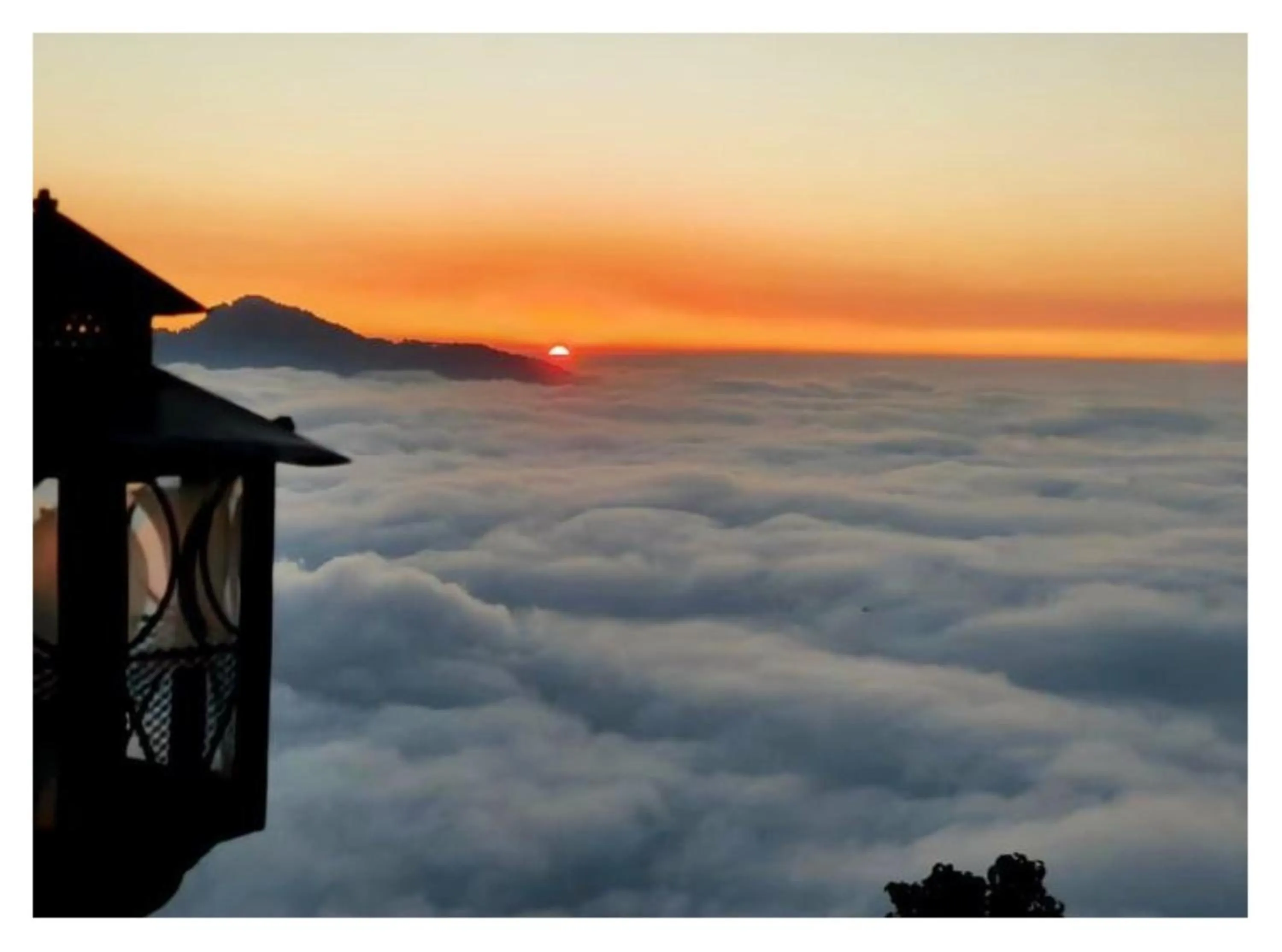 Mountain view in Hotel Hima-Aksh cottages In Sigri