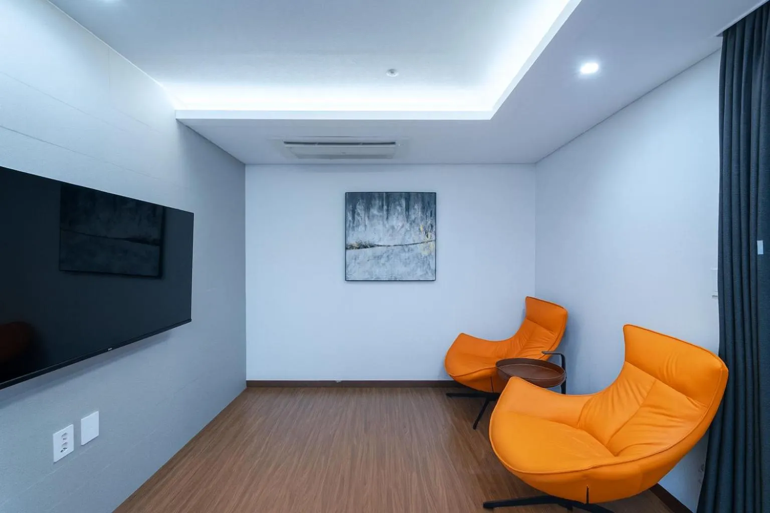 Felix by STX Hotel & Suite