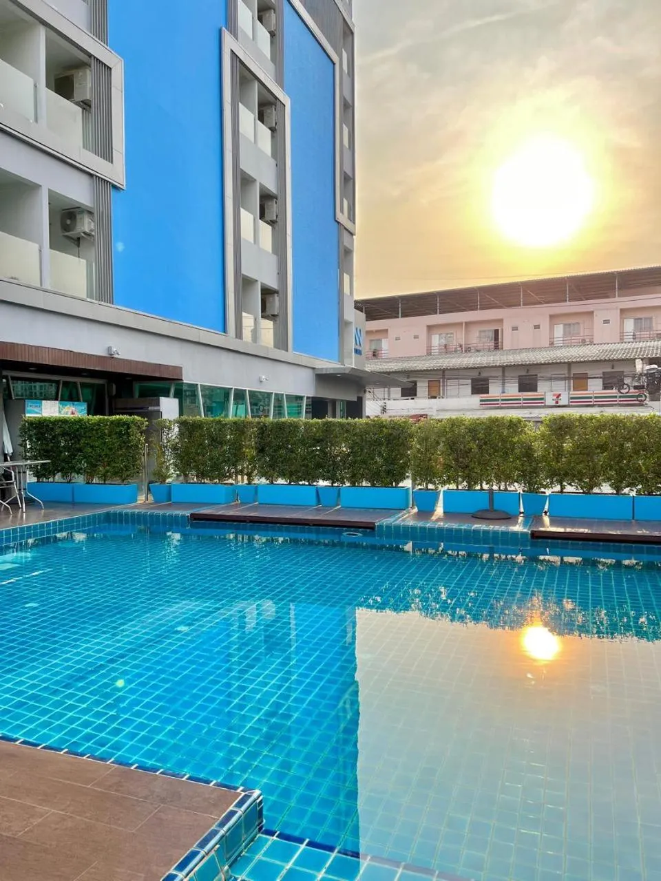 Swimming pool in KANN Pattaya Hotel