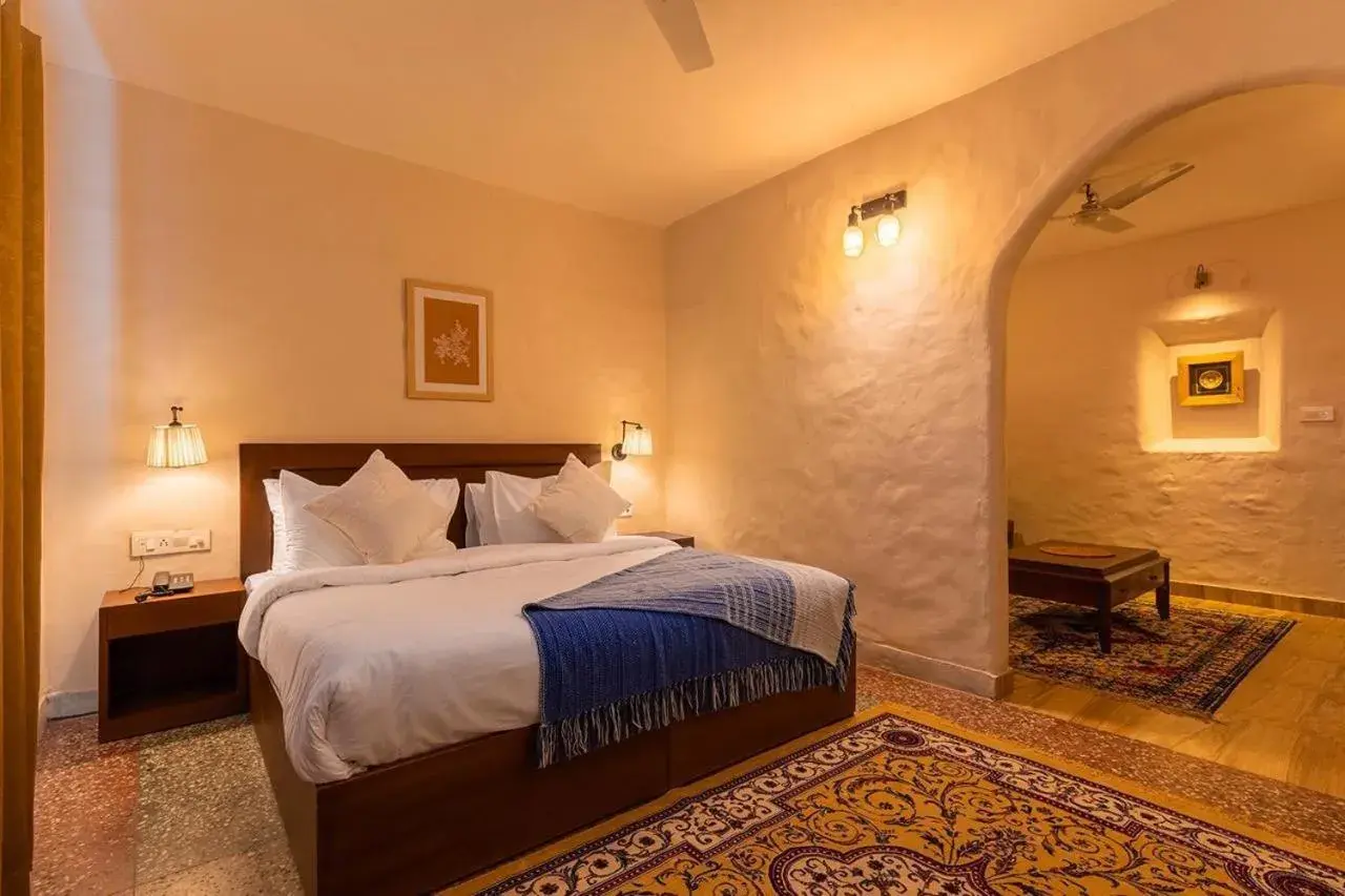 Junior Suite with Balcony in Maati Resort by The Lake Hill Junior Suite with Balcony in Maati Resort by The Lake Hill