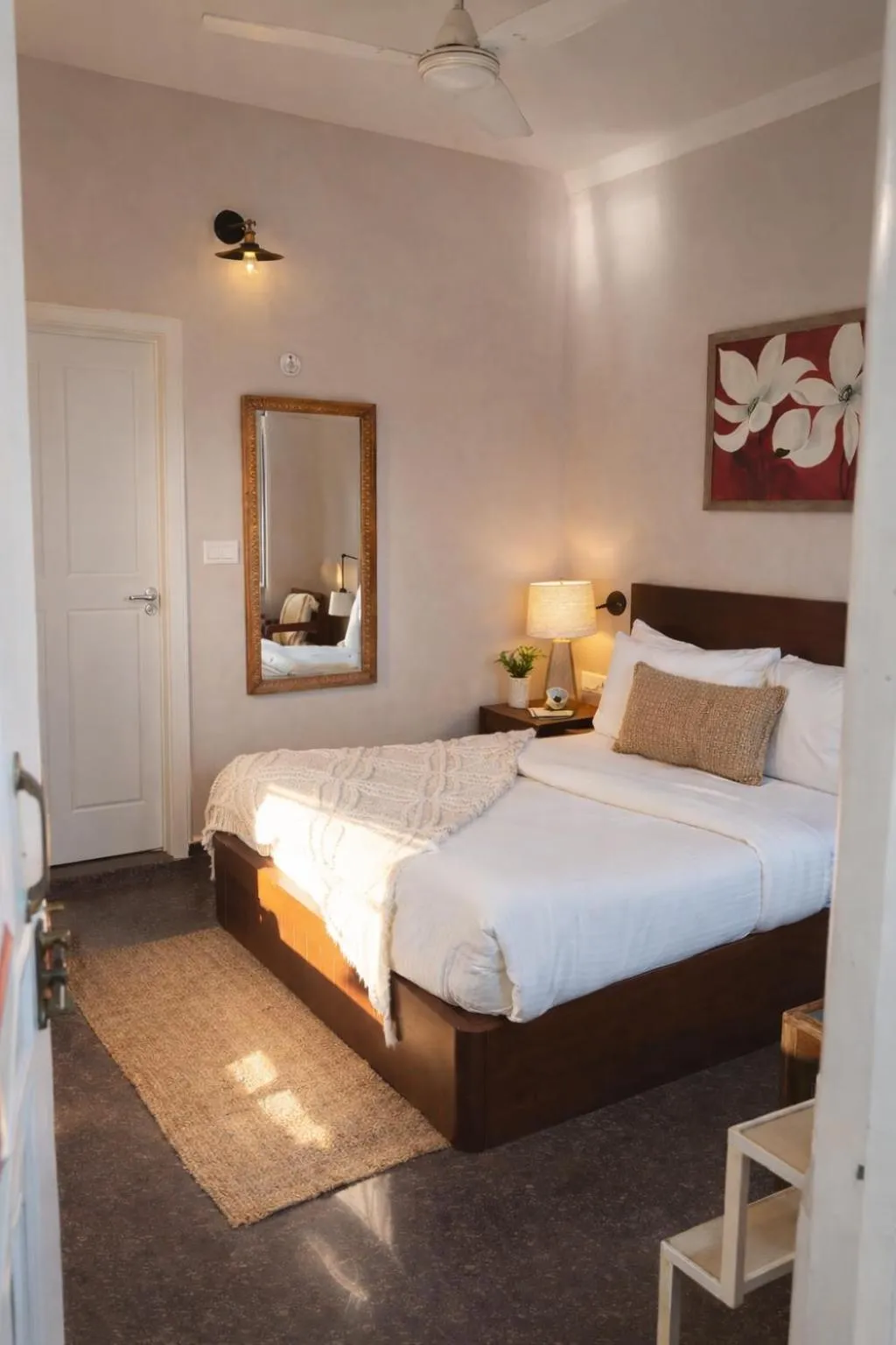 Bed in Maati Resort by The Lake Hill