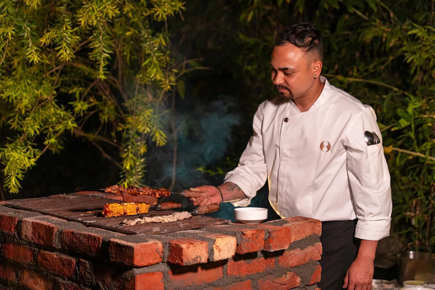BBQ facilities in Maati Resort by The Lake Hill