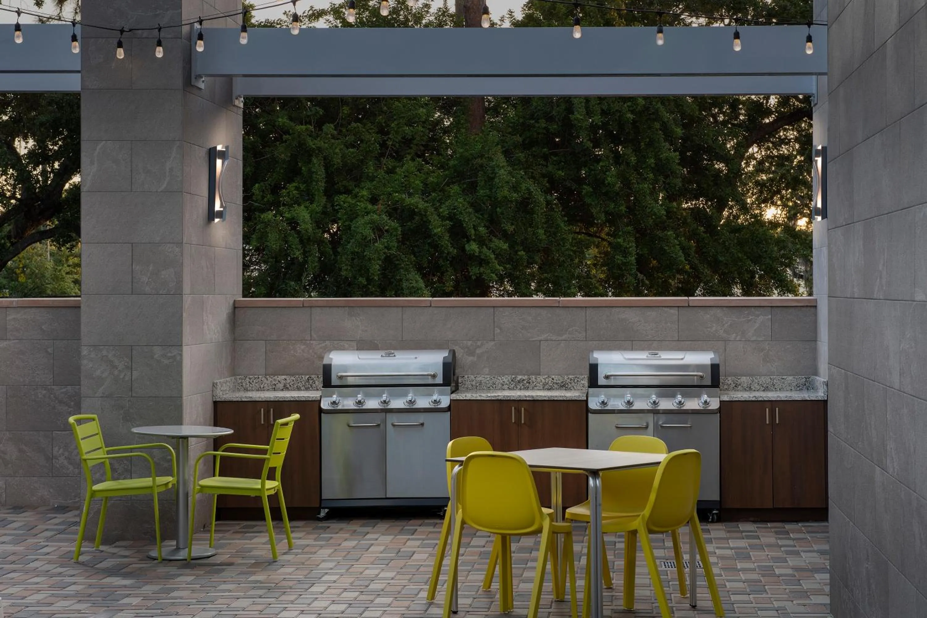 BBQ facilities in Home2 Suites By Hilton Weston Ft. Lauderdale