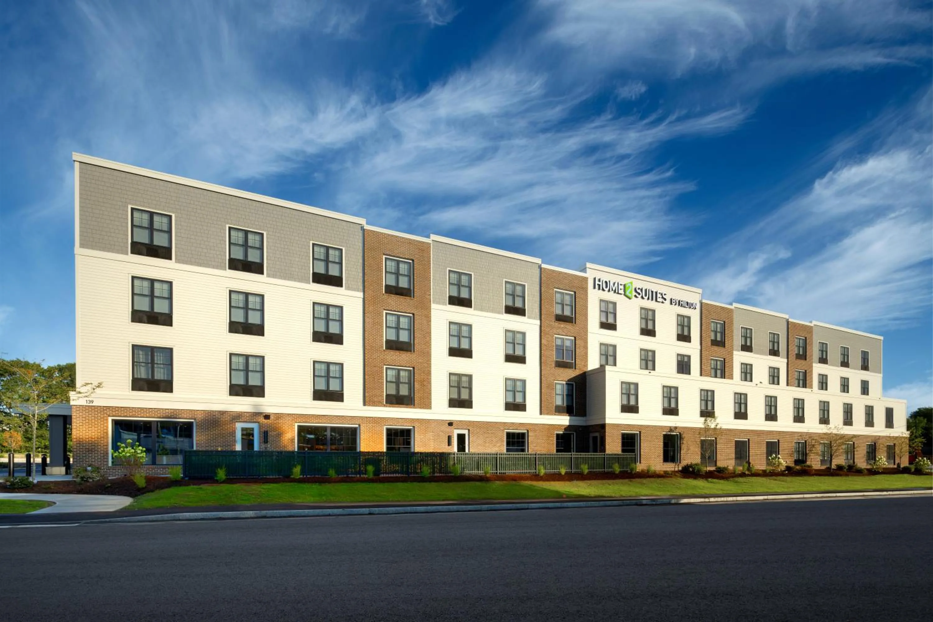 Property building in Home2 Suites By Hilton Kittery