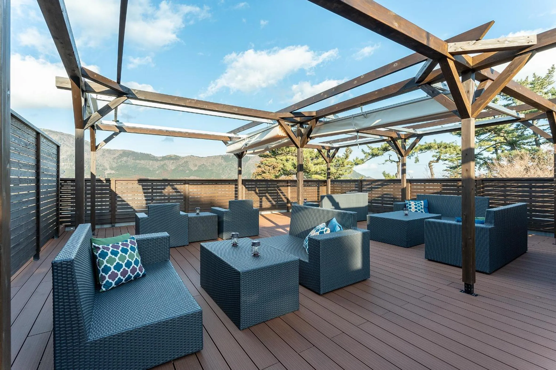 Balcony/Terrace in TKP Lectore Hakone Gora
