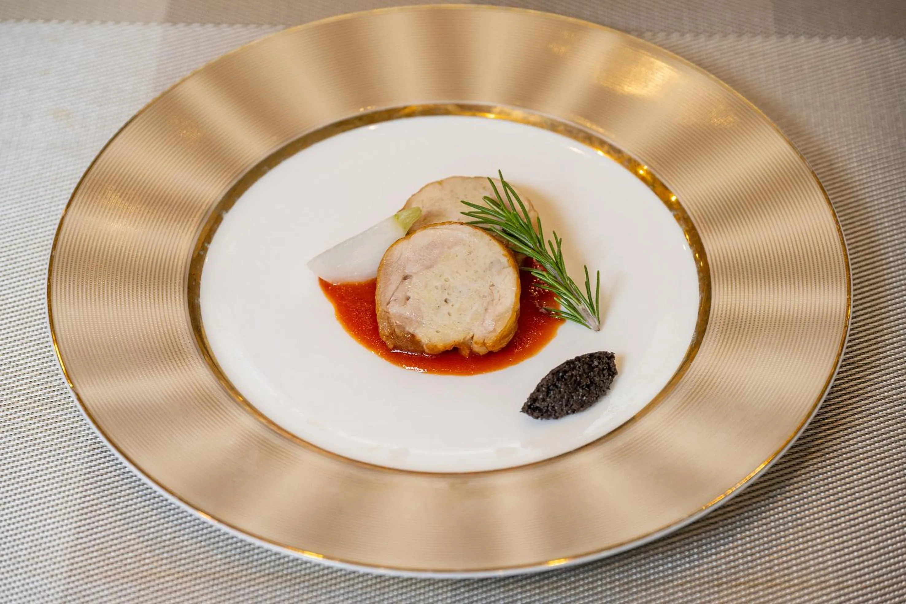 Food close-up in TKP Lectore Hakone Gora