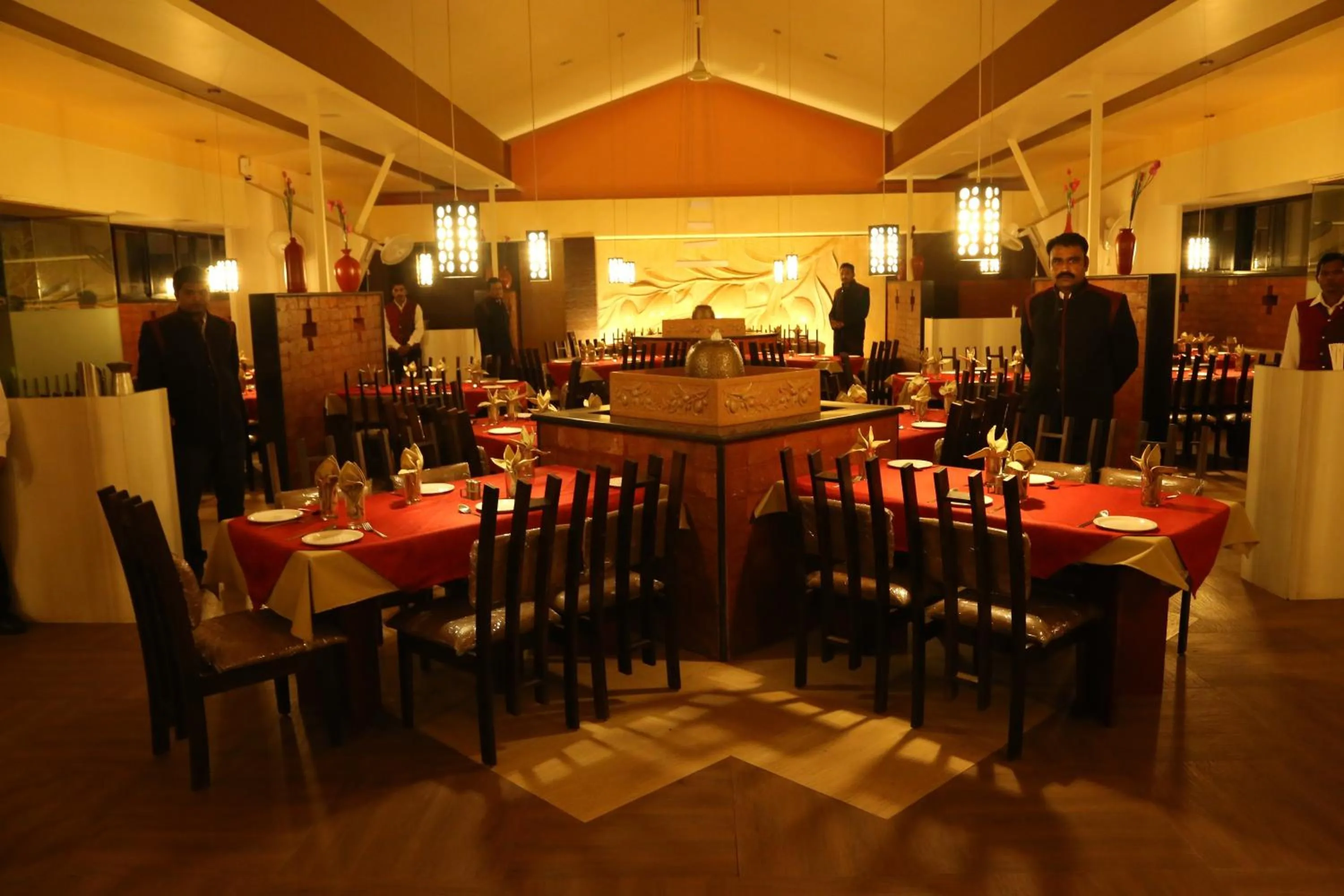 Staff in Hotel Metropolis