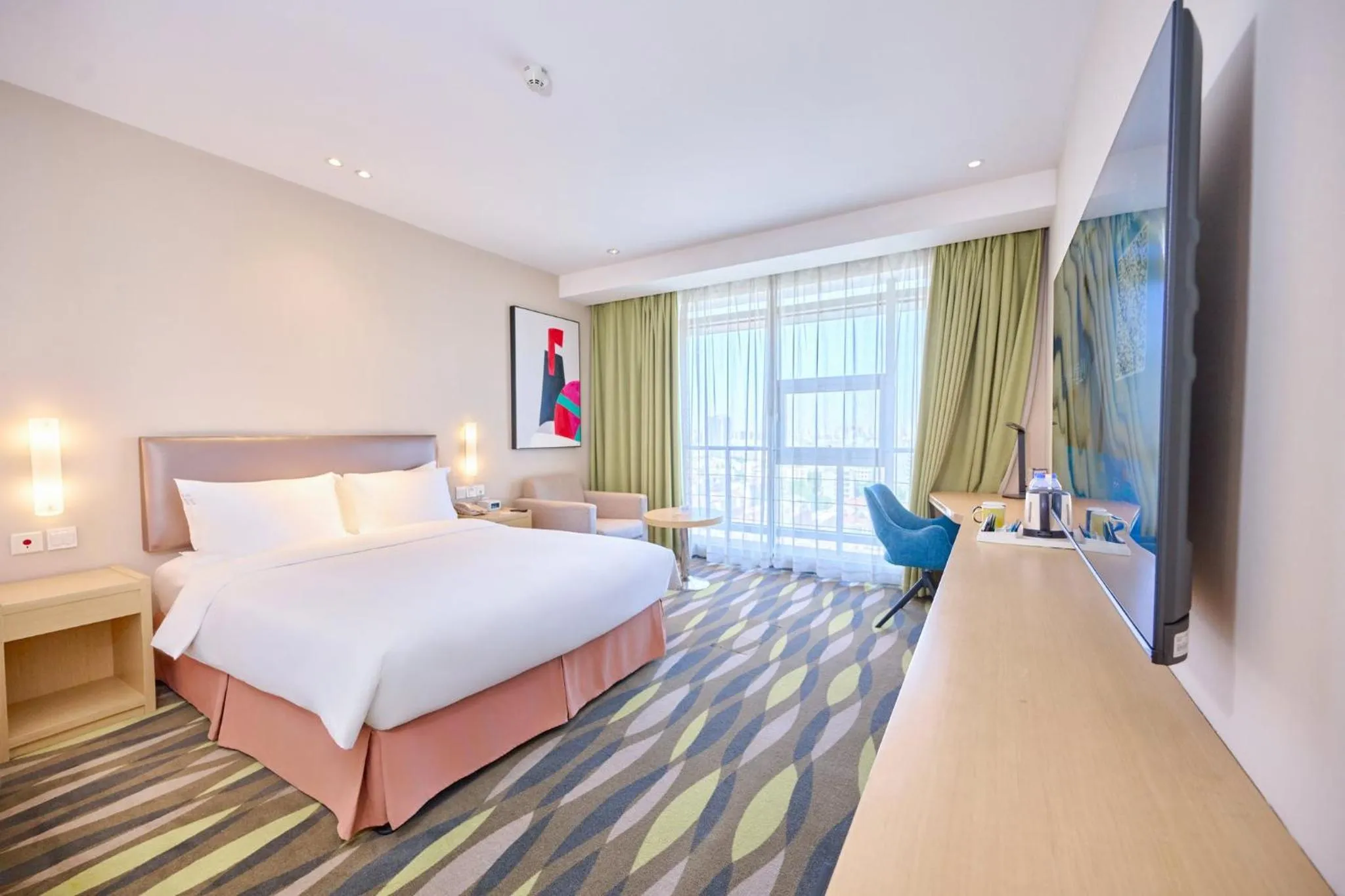Photo of the whole room, Bed in Holiday Inn Express Changzhou Lanling by IHG