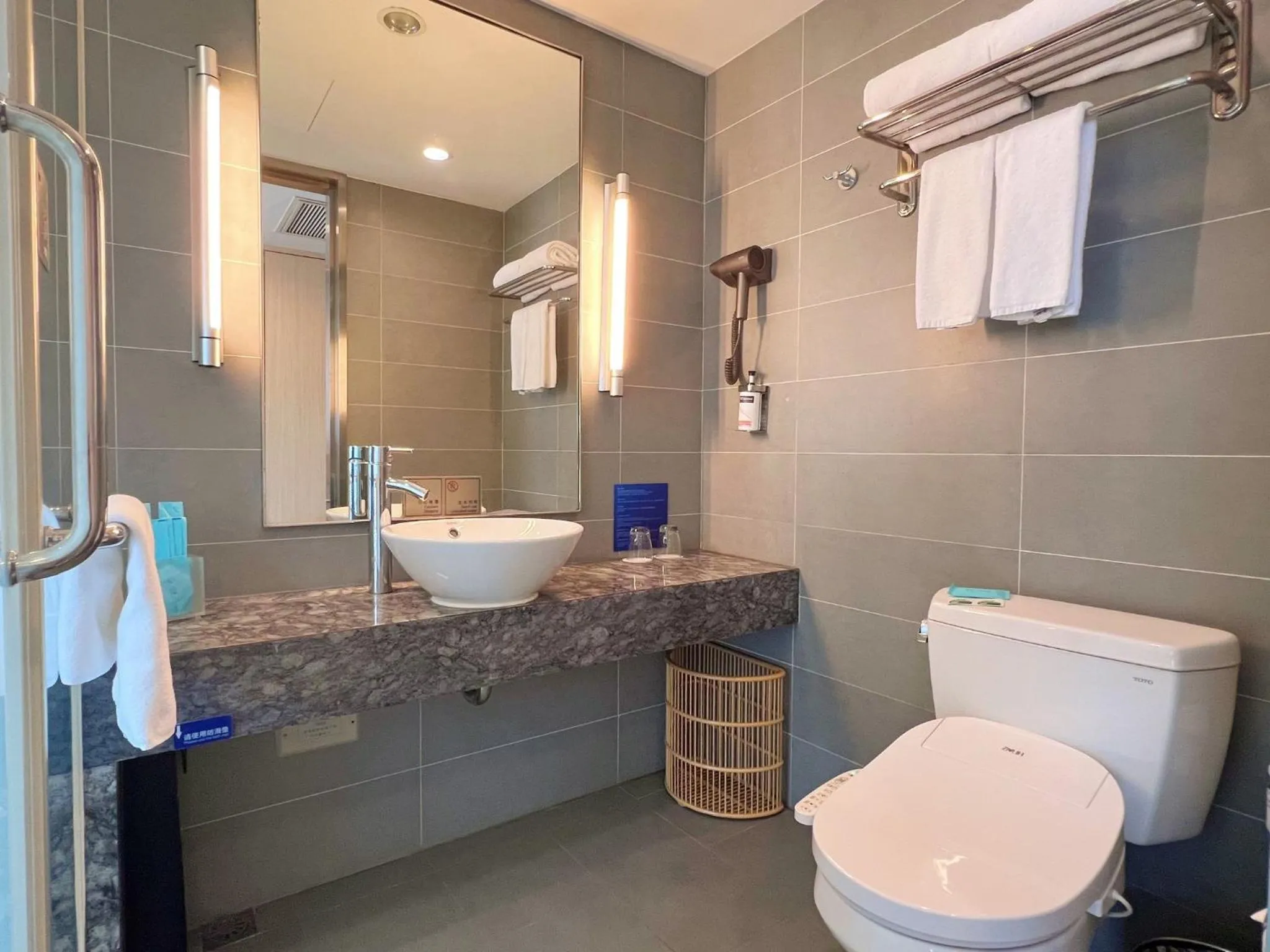 Photo of the whole room in Holiday Inn Express Changzhou Lanling by IHG