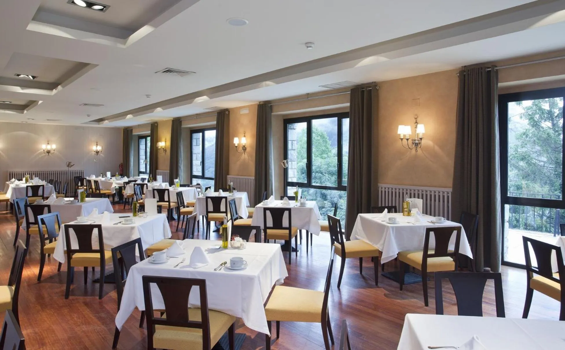 Breakfast in Parador de Vielha