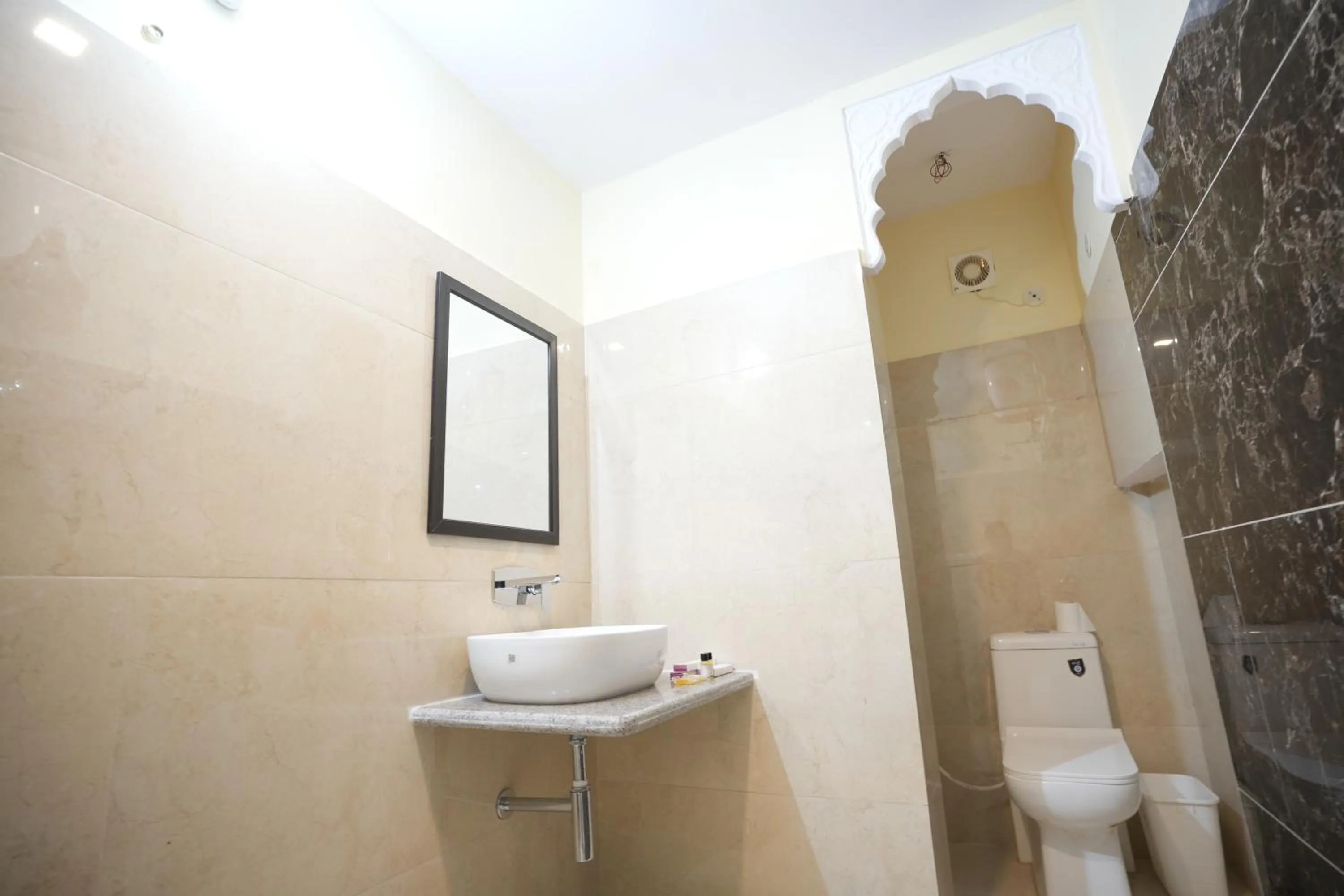 Bathroom in Rajputana Heritage