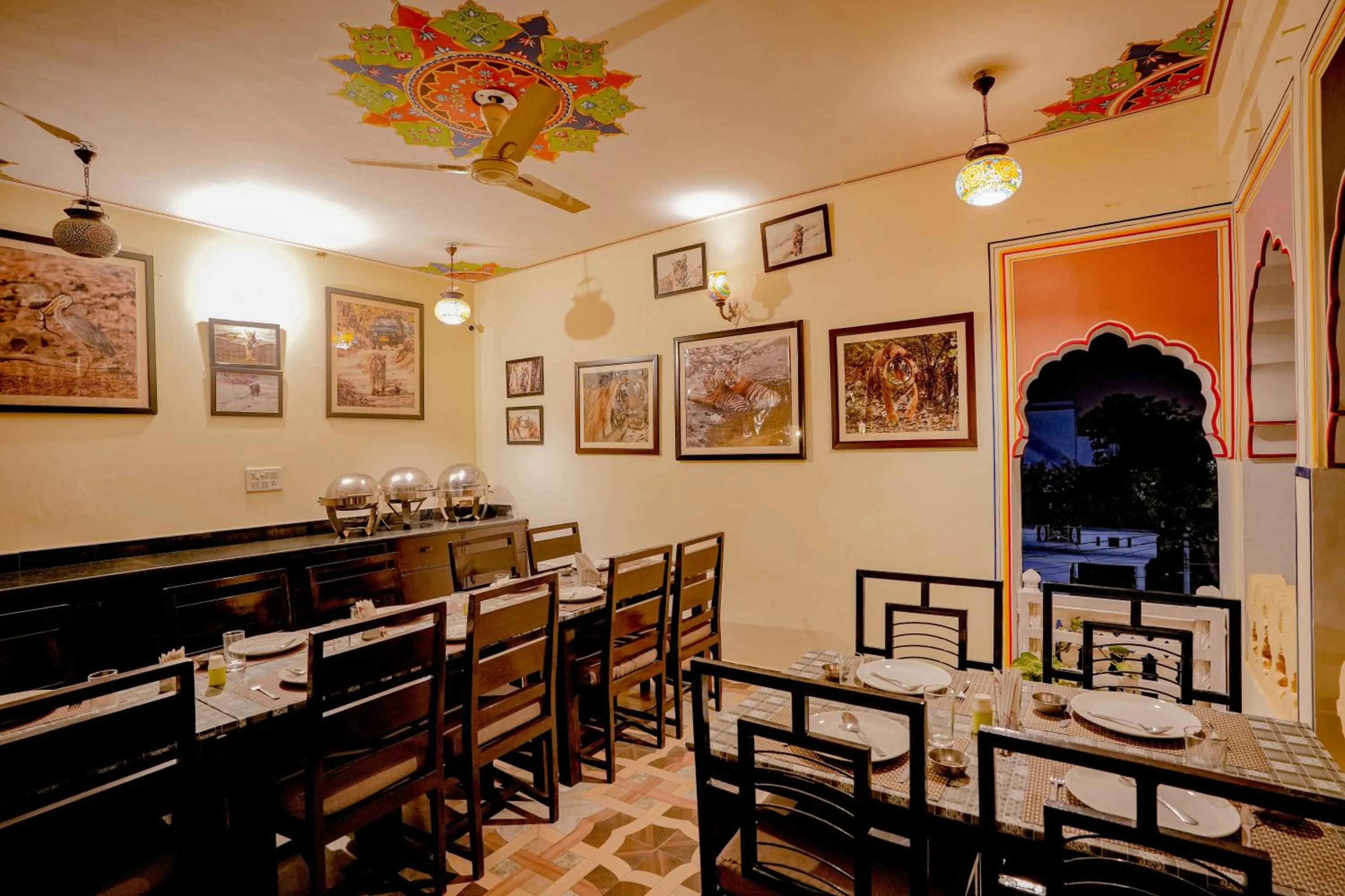 Restaurant/places to eat in Rajputana Heritage
