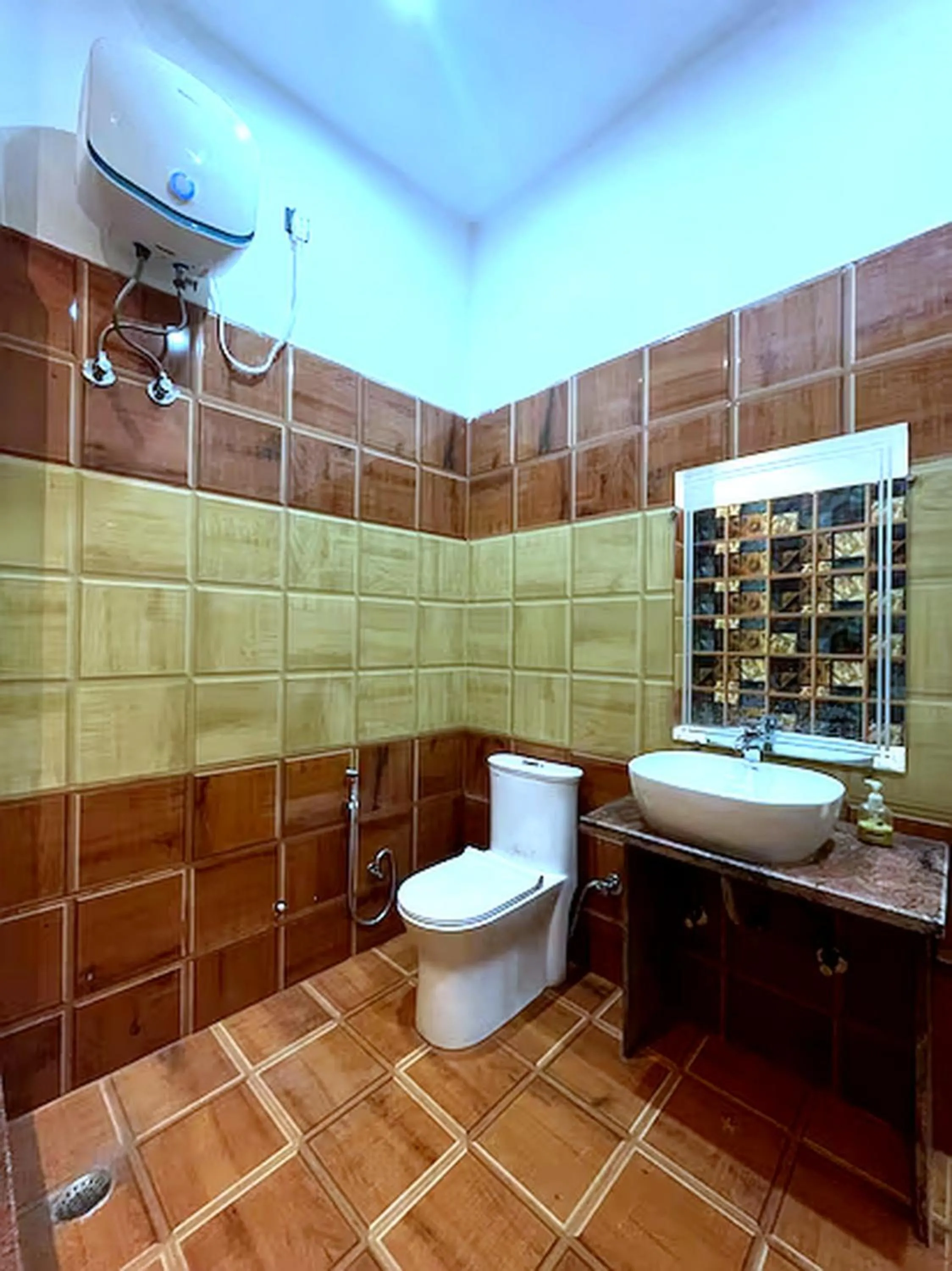 Bathroom in JB Square Resort, Ayodhya
