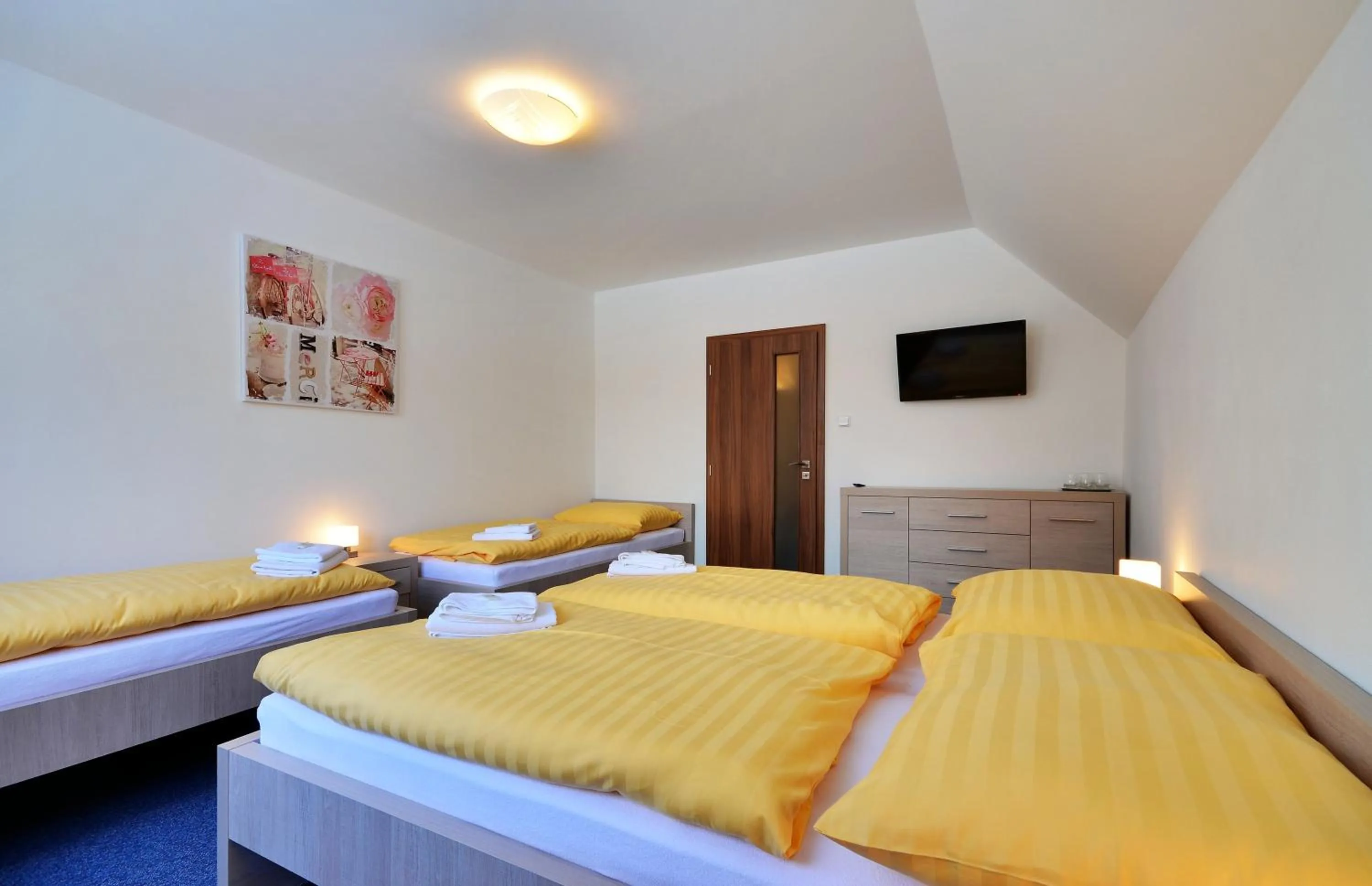 Quadruple Room with Mountain View in Penzion Neubauer
