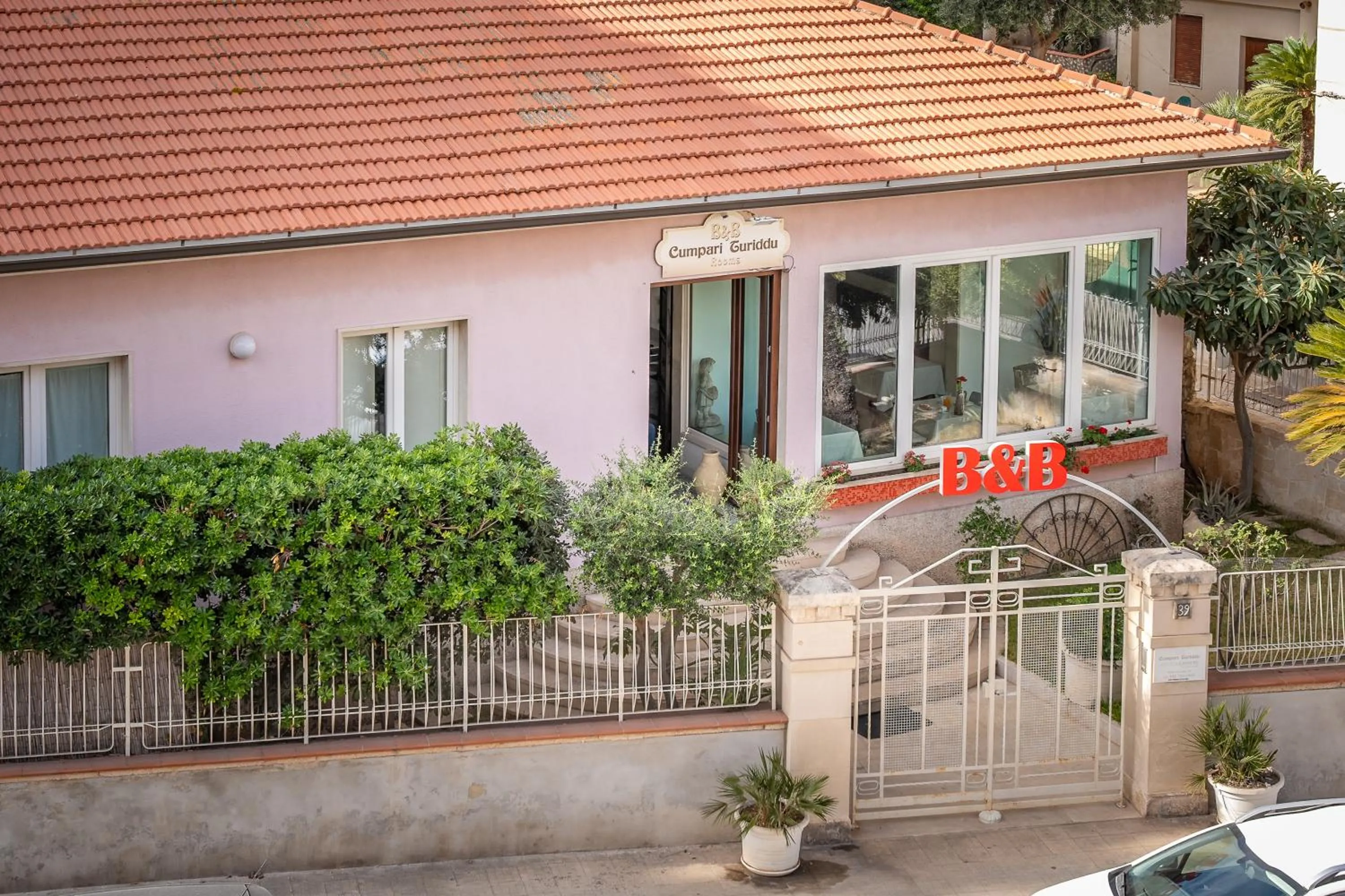 Property building in B&B Cumpari Turiddu