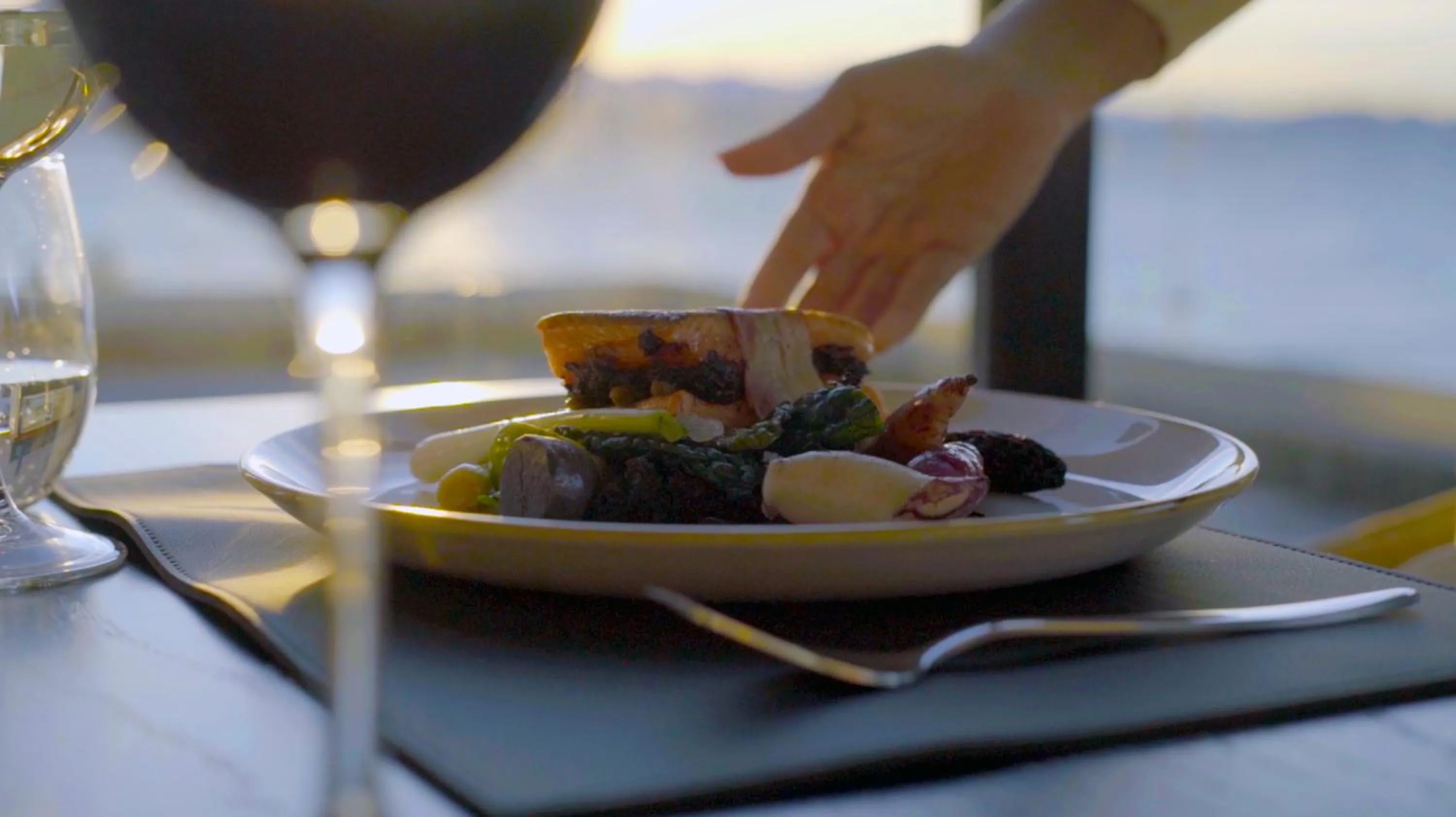 Restaurant/places to eat in Radisson Blu Bariloche