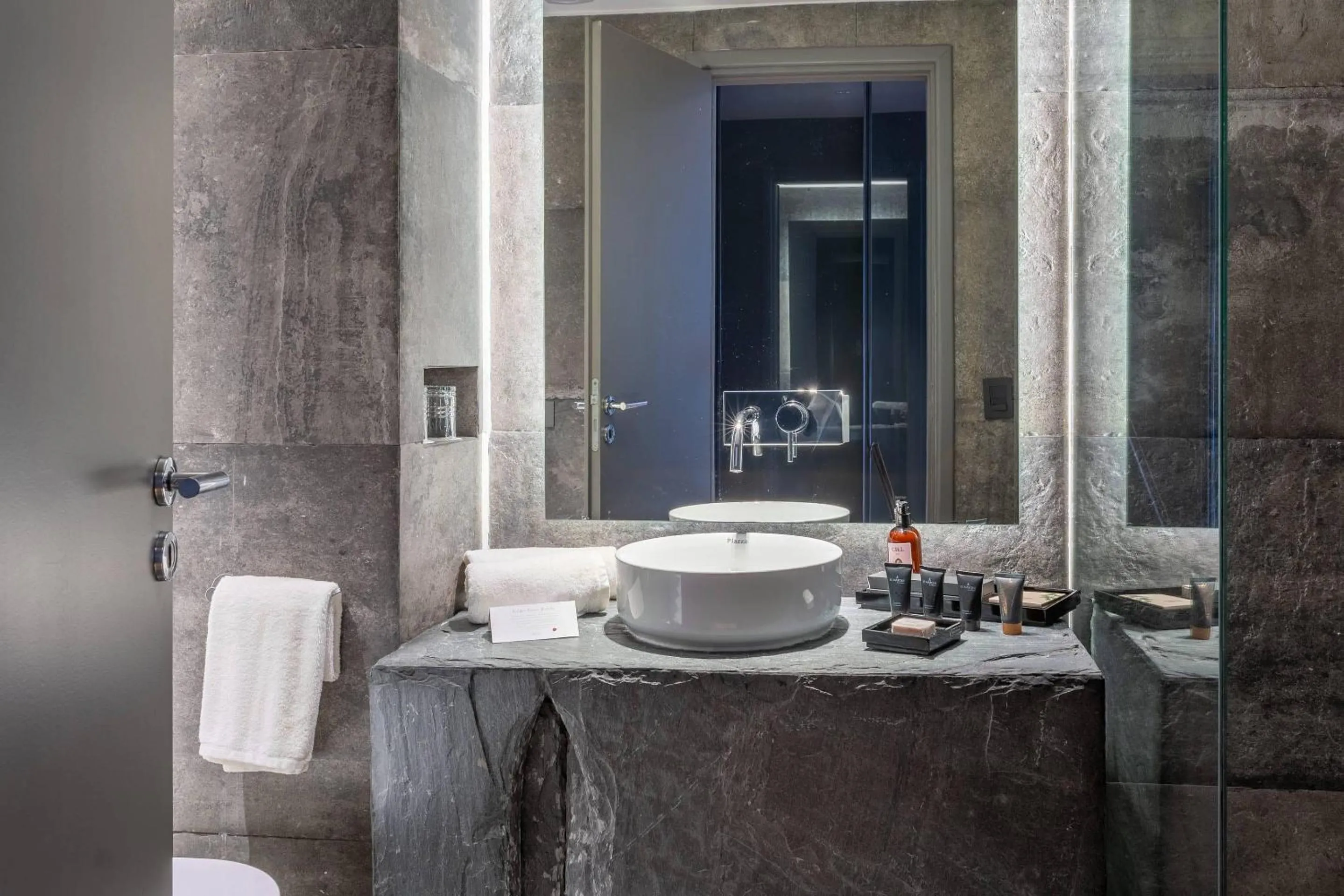 Bedroom in Radisson Blu Bariloche